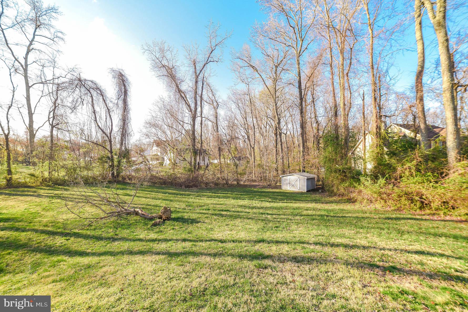 WELLINGTON WOODS - Residential