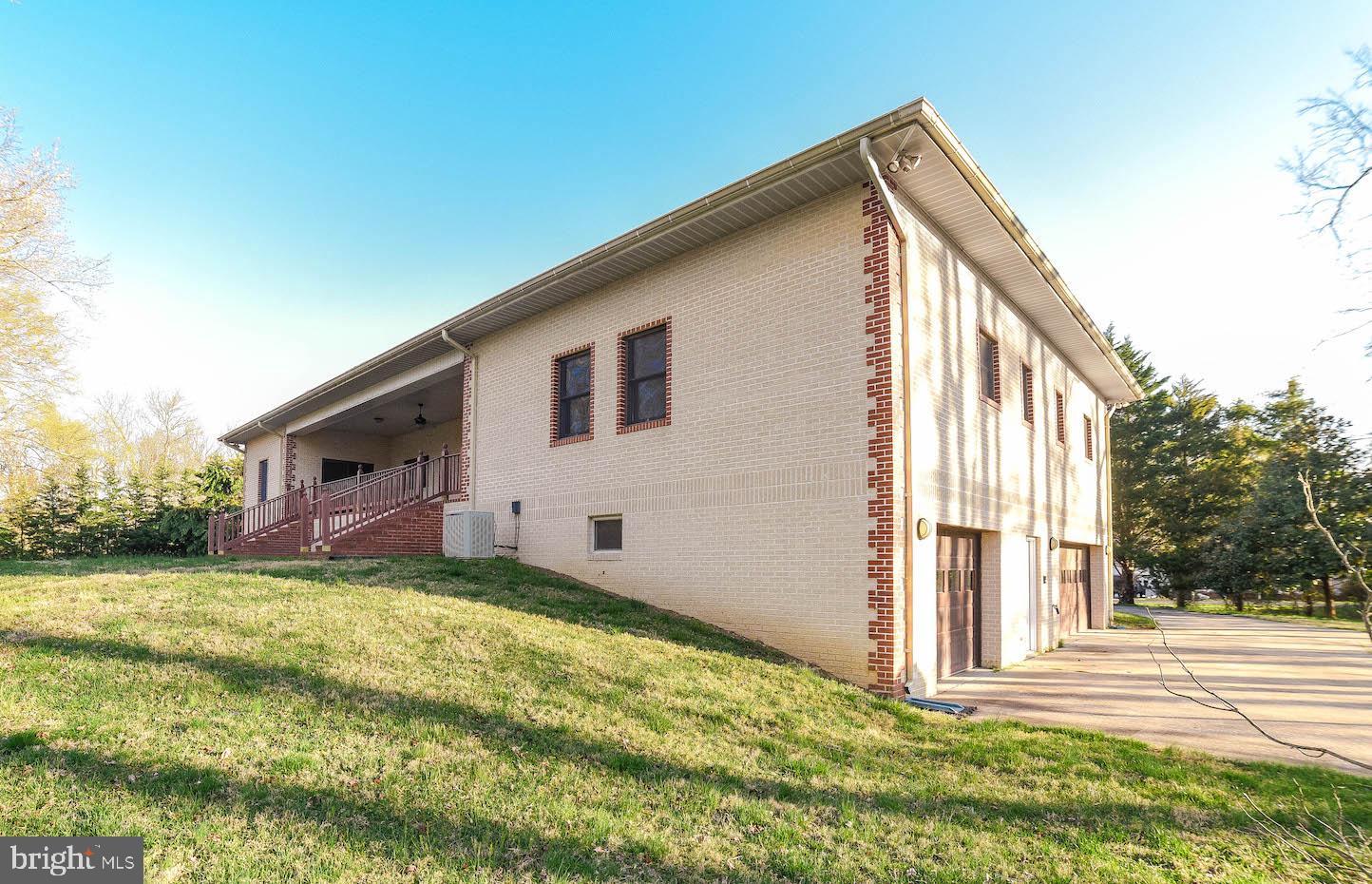 WELLINGTON WOODS - Residential