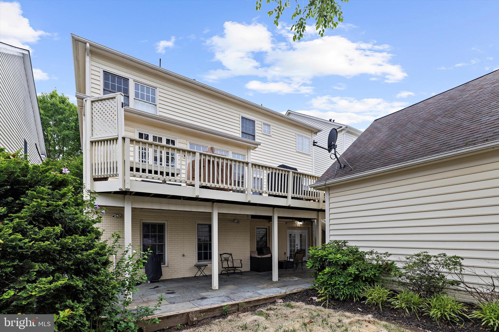 LAKELANDS - Residential