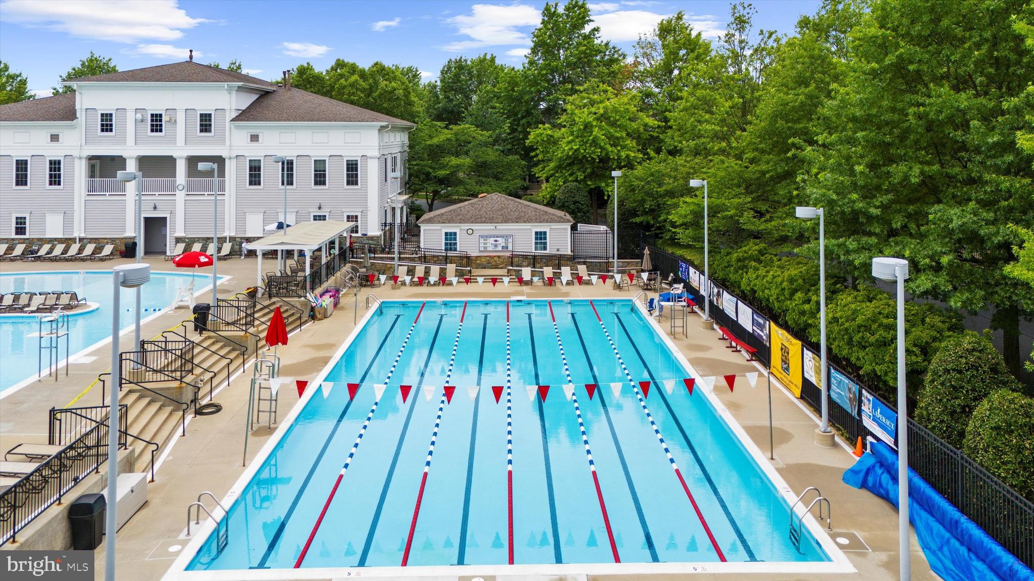 LAKELANDS - Residential