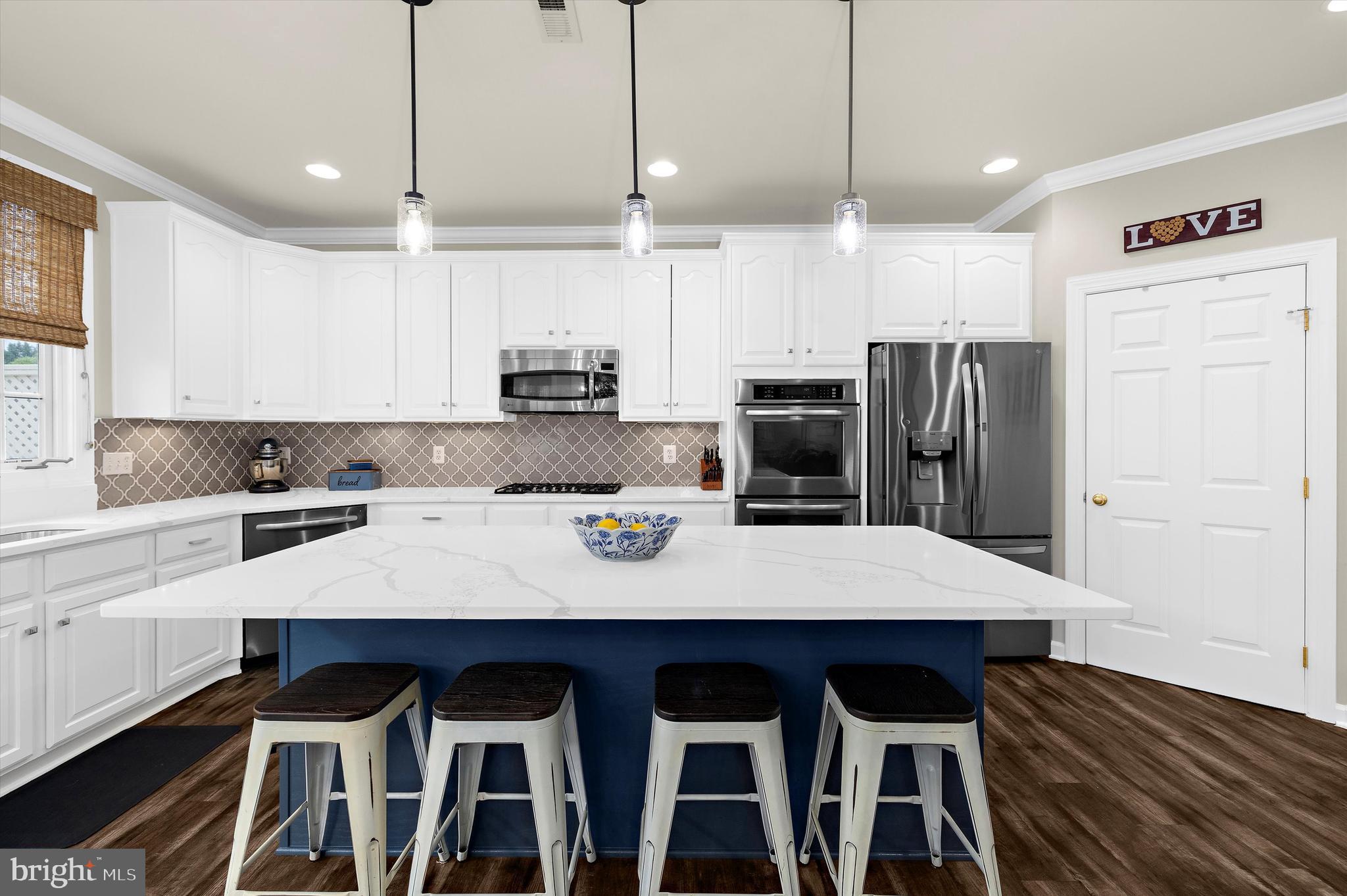 LAKELANDS - Residential