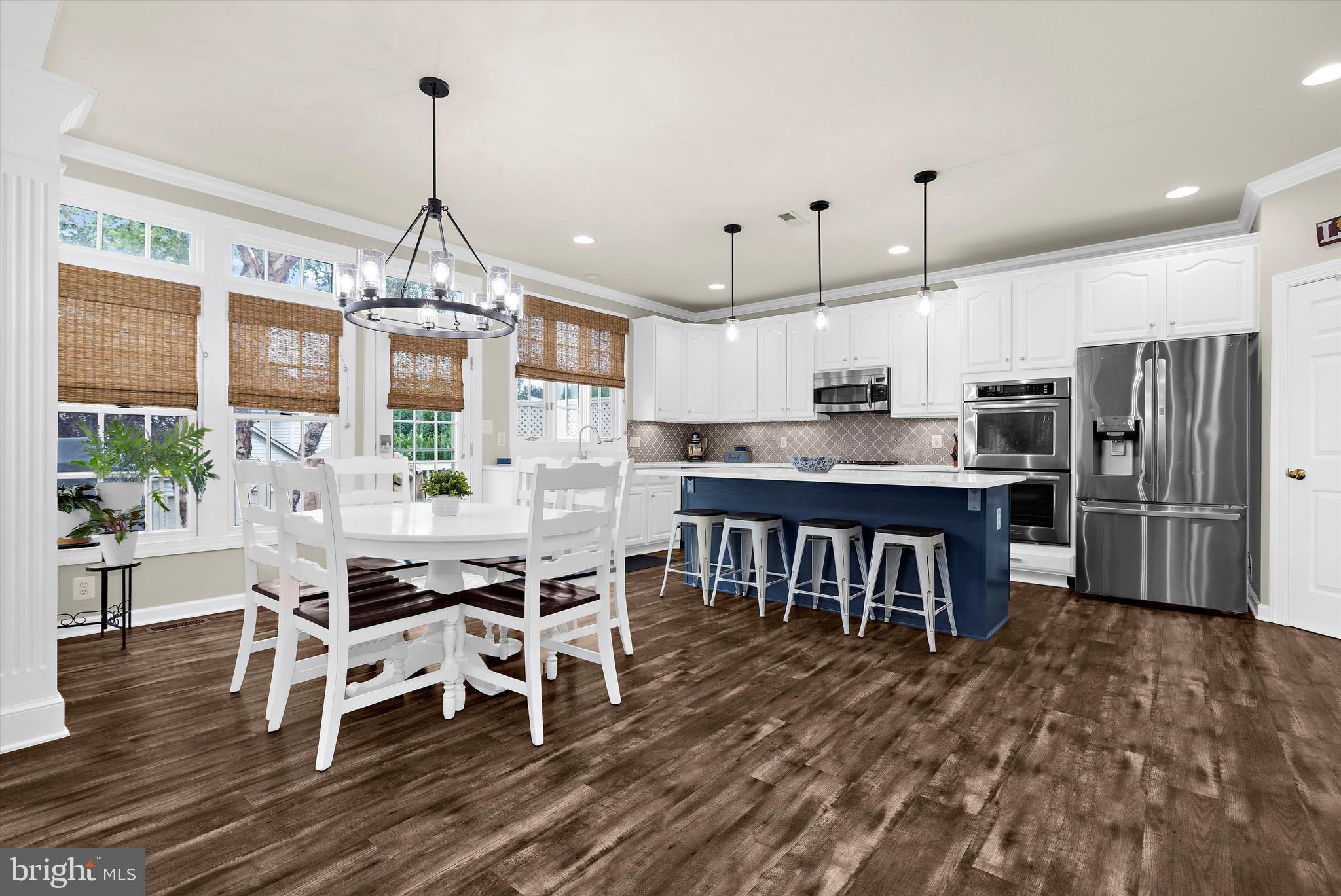 LAKELANDS - Residential