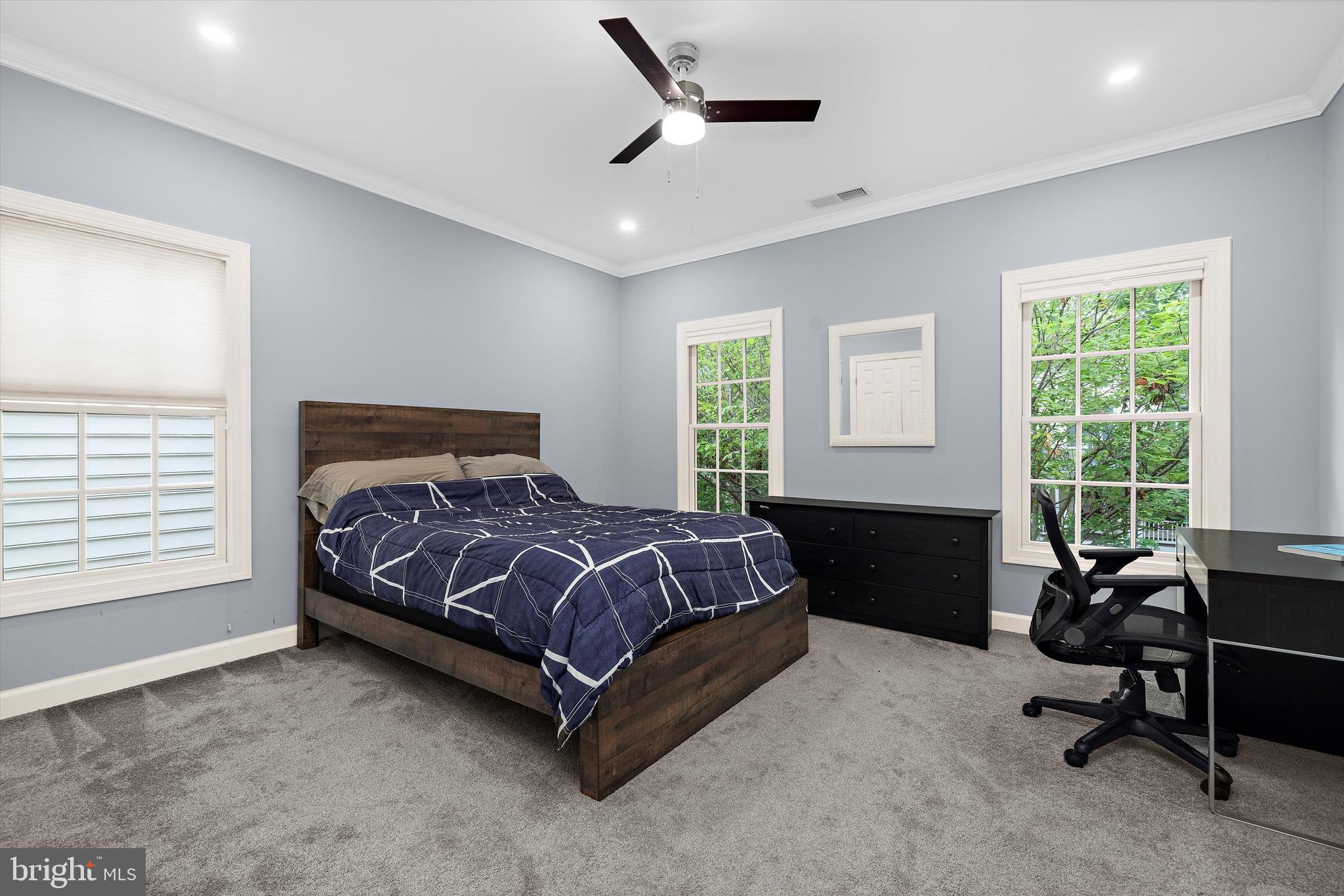 LAKELANDS - Residential