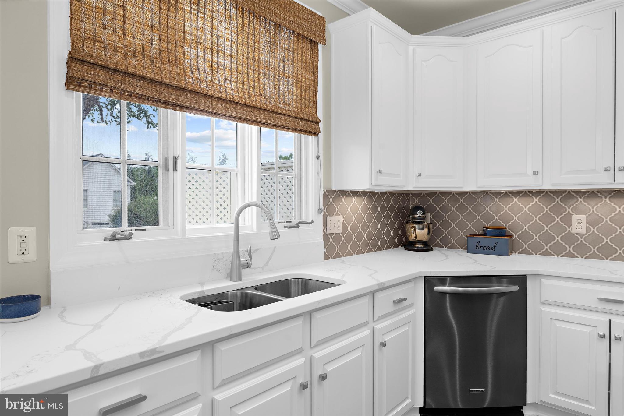 LAKELANDS - Residential