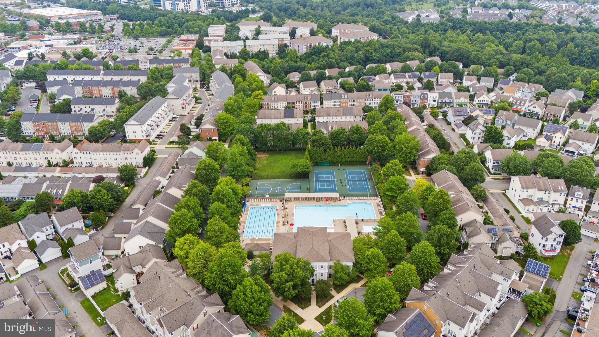 LAKELANDS - Residential