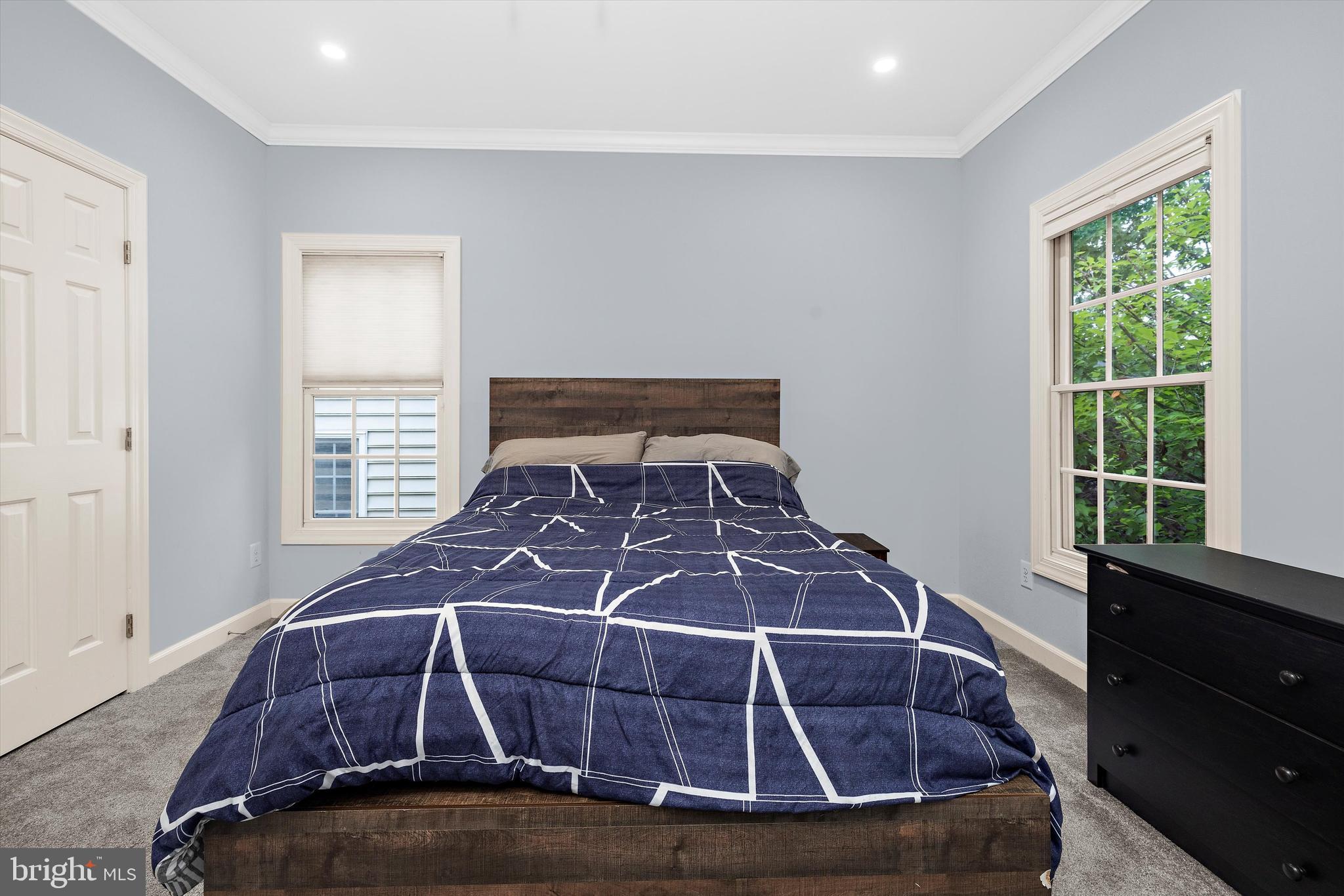 LAKELANDS - Residential