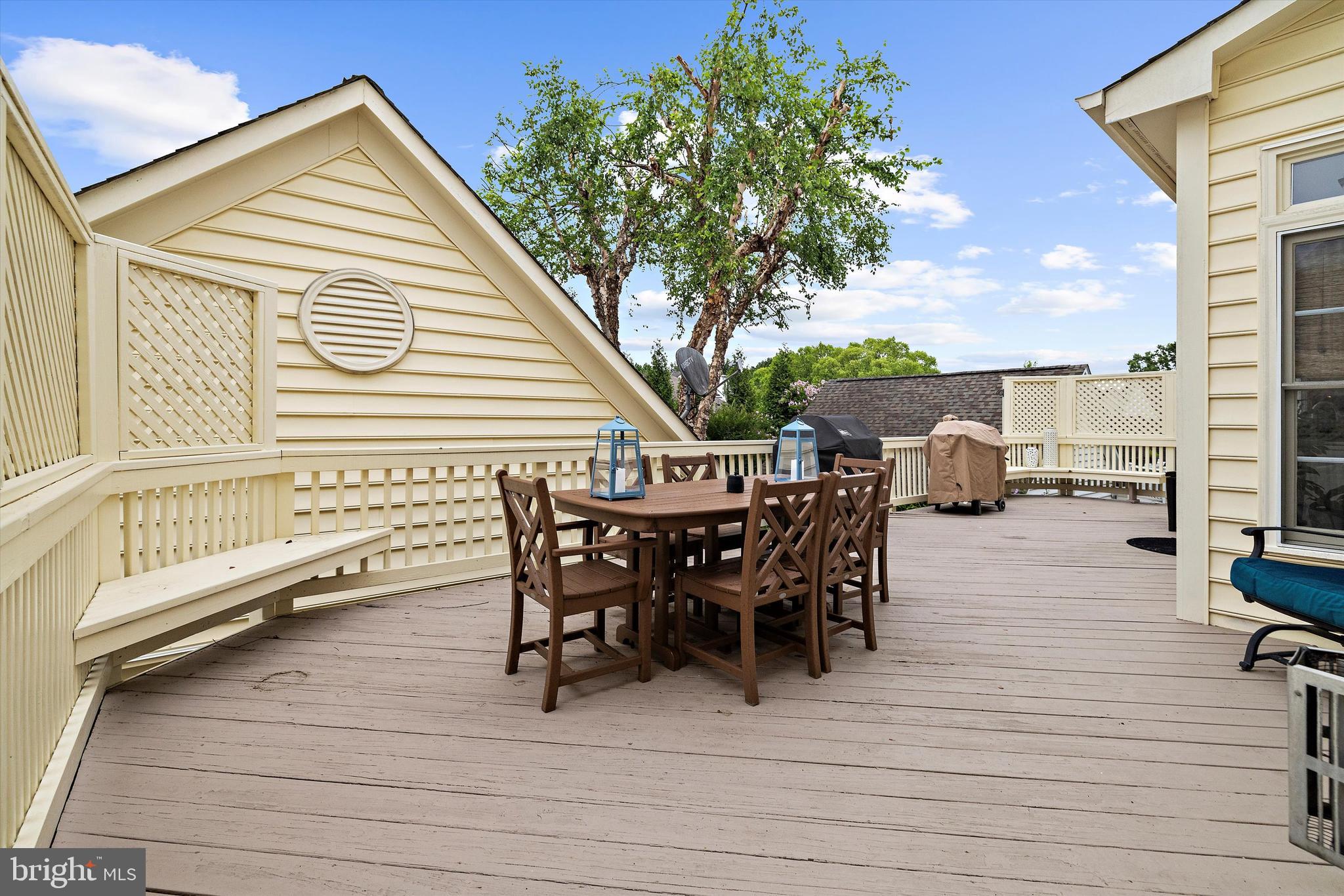 LAKELANDS - Residential