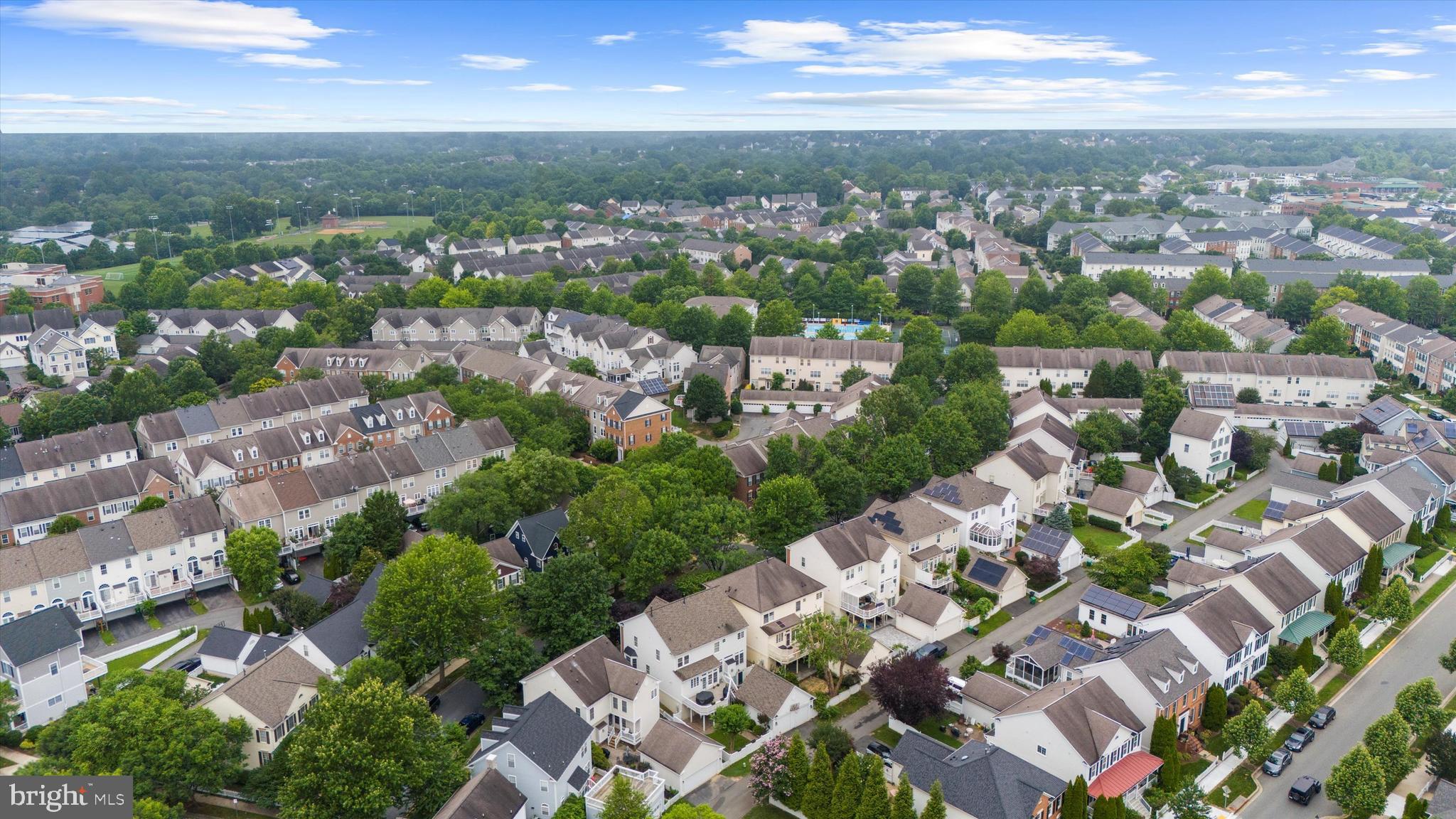 LAKELANDS - Residential