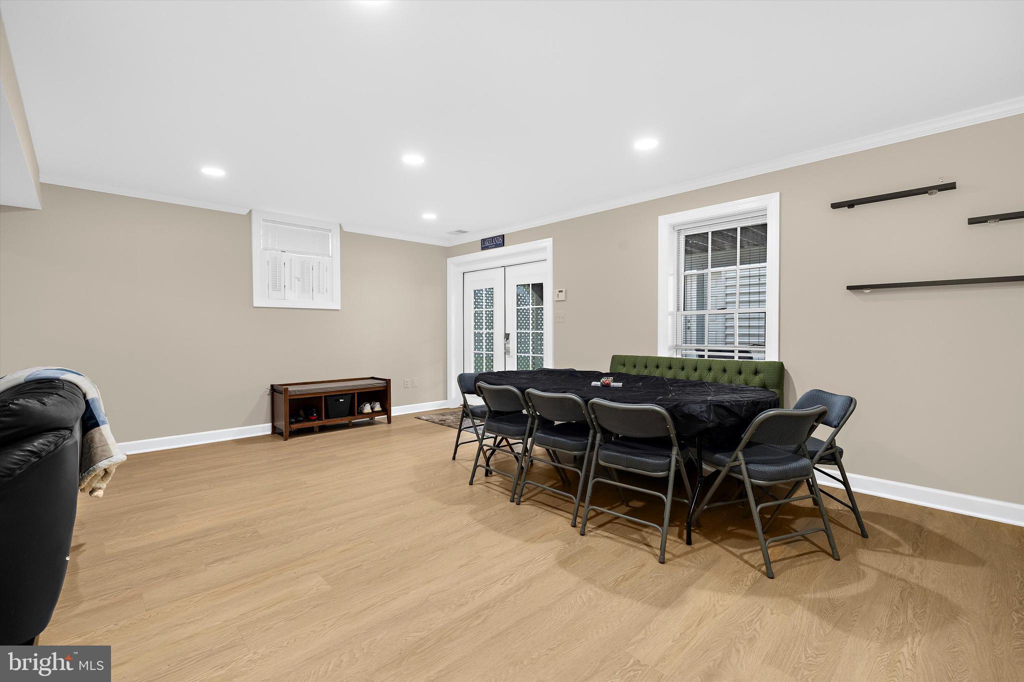 LAKELANDS - Residential