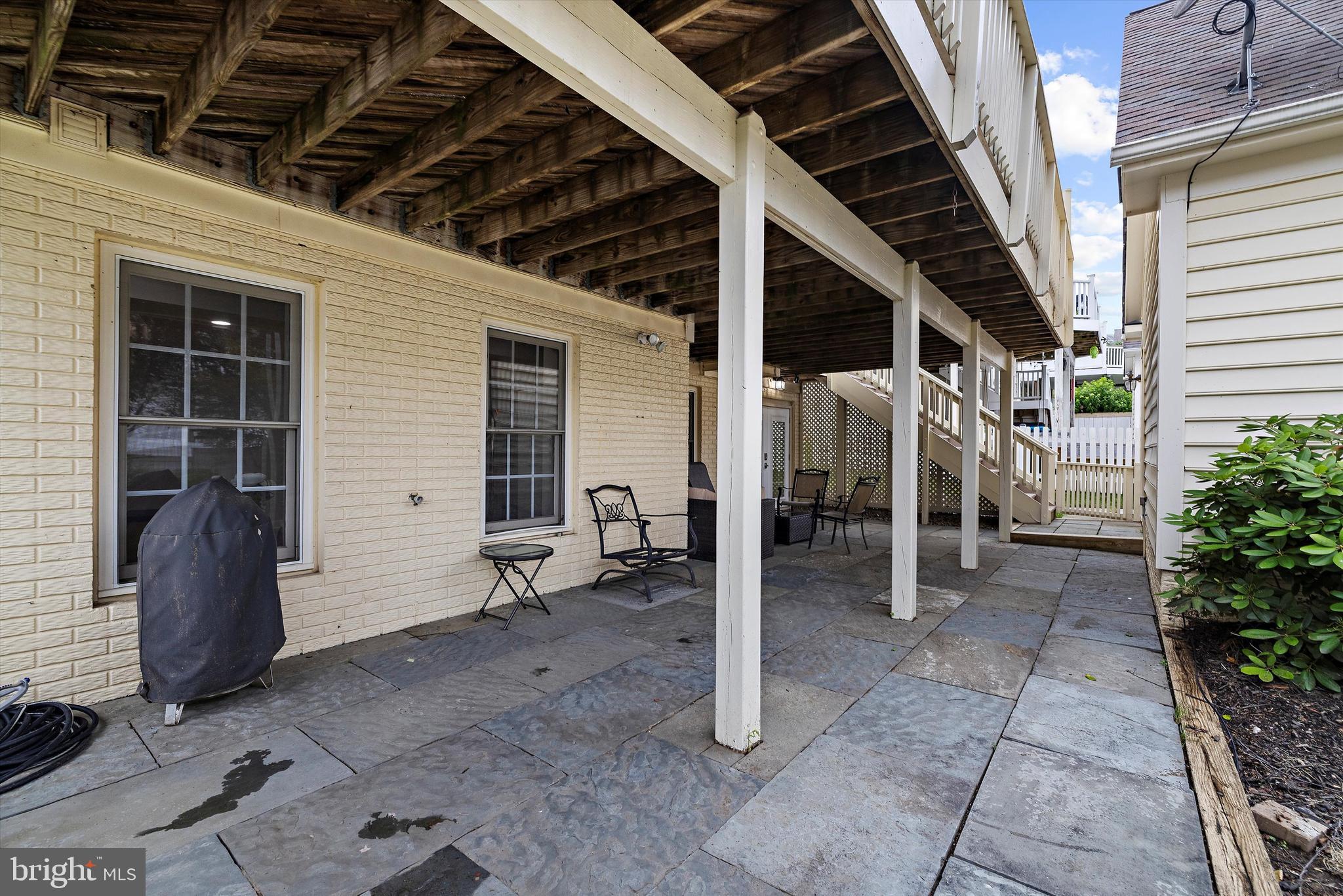 LAKELANDS - Residential