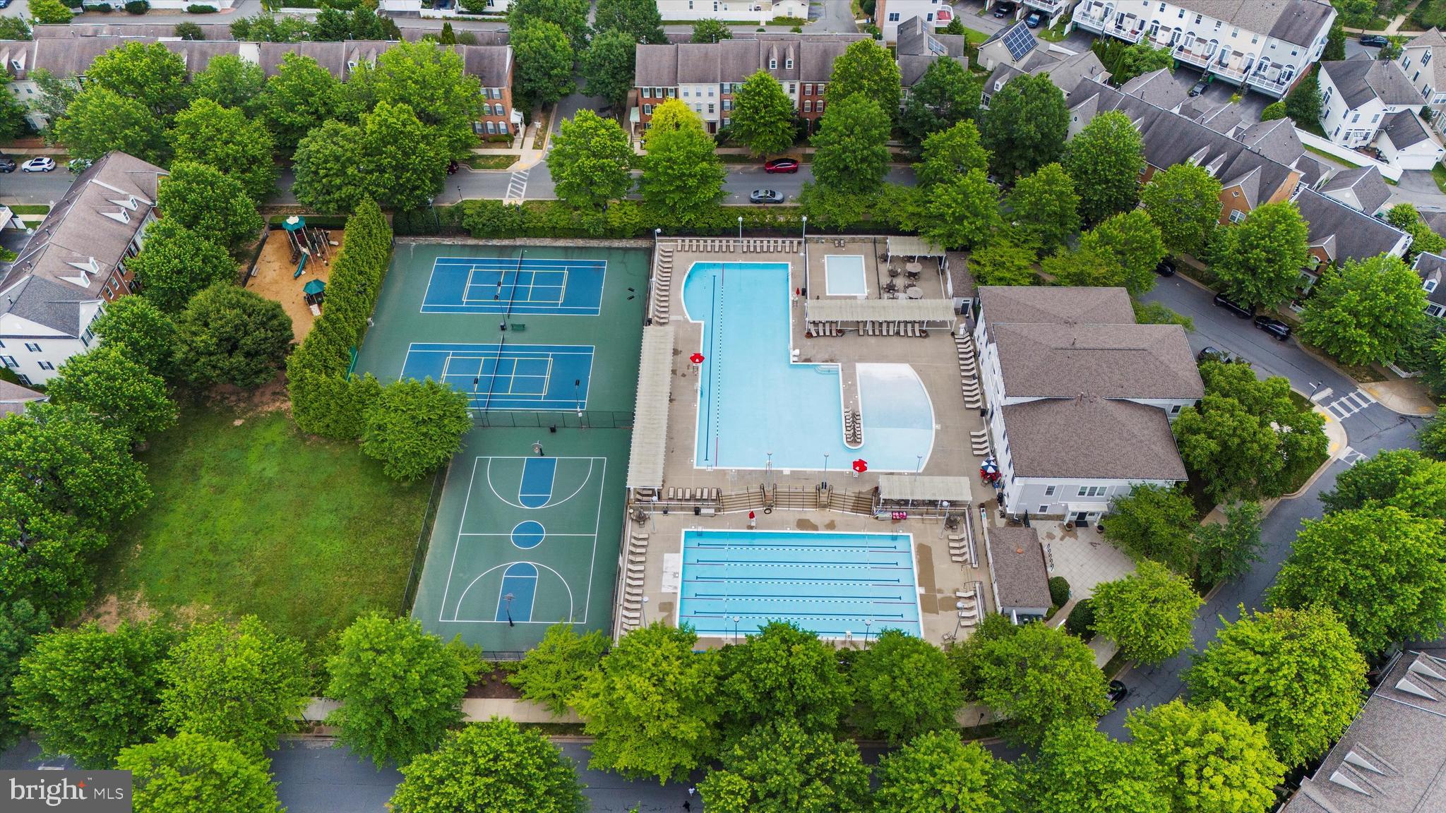 LAKELANDS - Residential