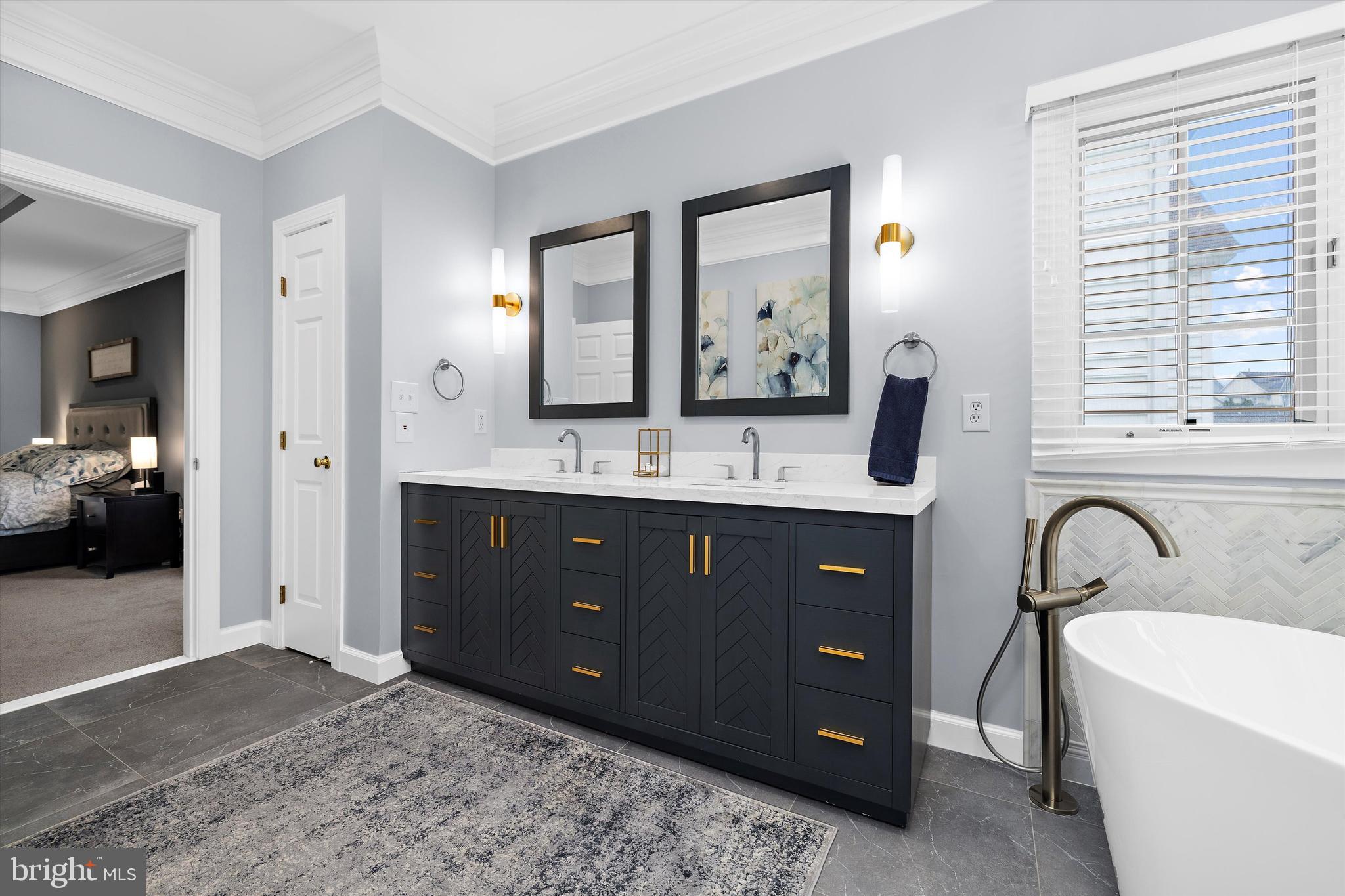 LAKELANDS - Residential