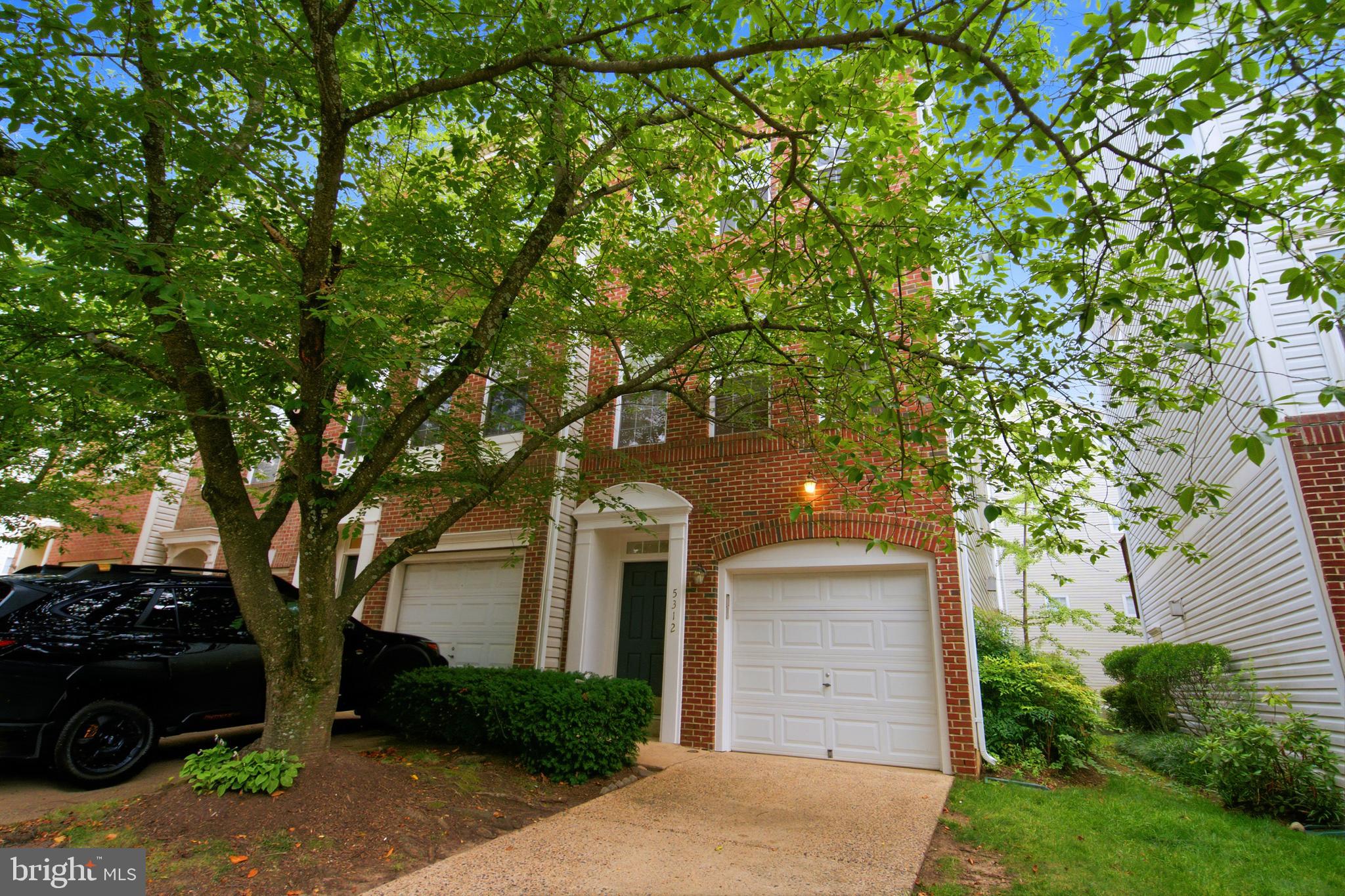 5312 CHIEFTAIN CIRCLE