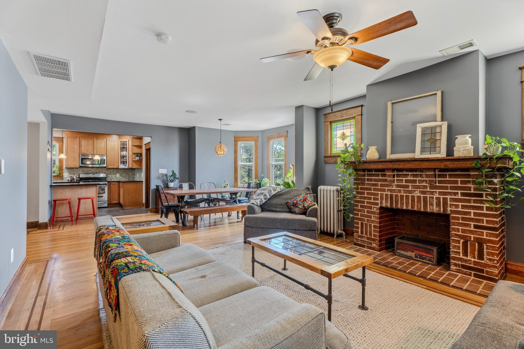 LAURAVILLE HISTORIC DISTRICT - Residential