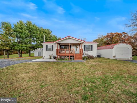 Homes For Sale - 2285 Paynes Ford Road<br/> Berkeley County, MARTINSBURG, WV 25405