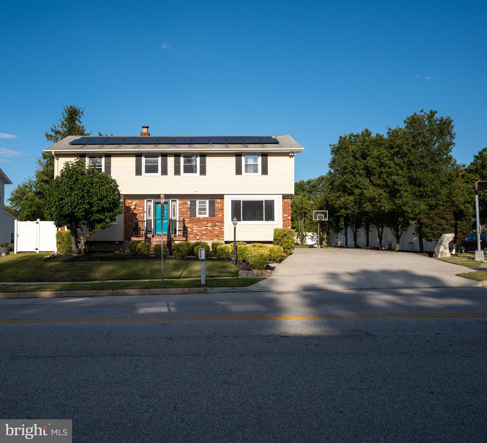 10201 GREENSIDE DRIVE