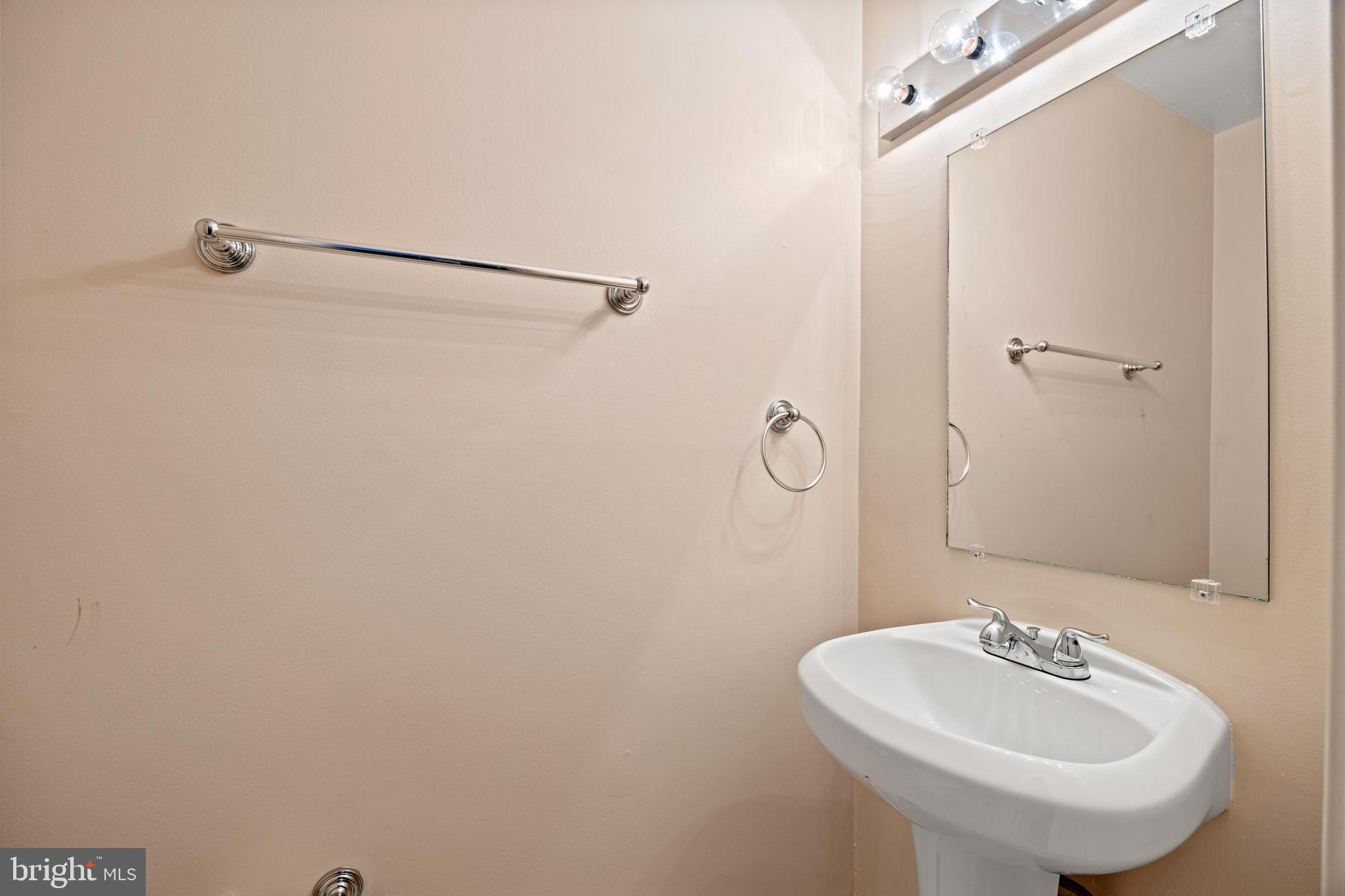 NORTHWOOD PARK VIEW - Residential Lease