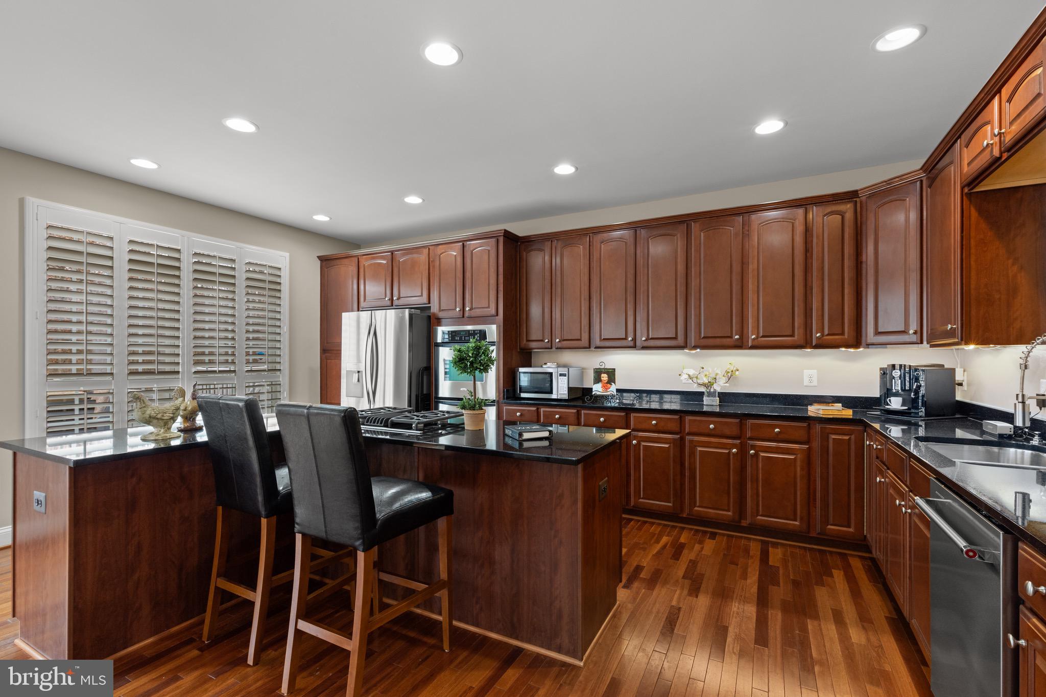 BRADDOCK CORNER - Residential