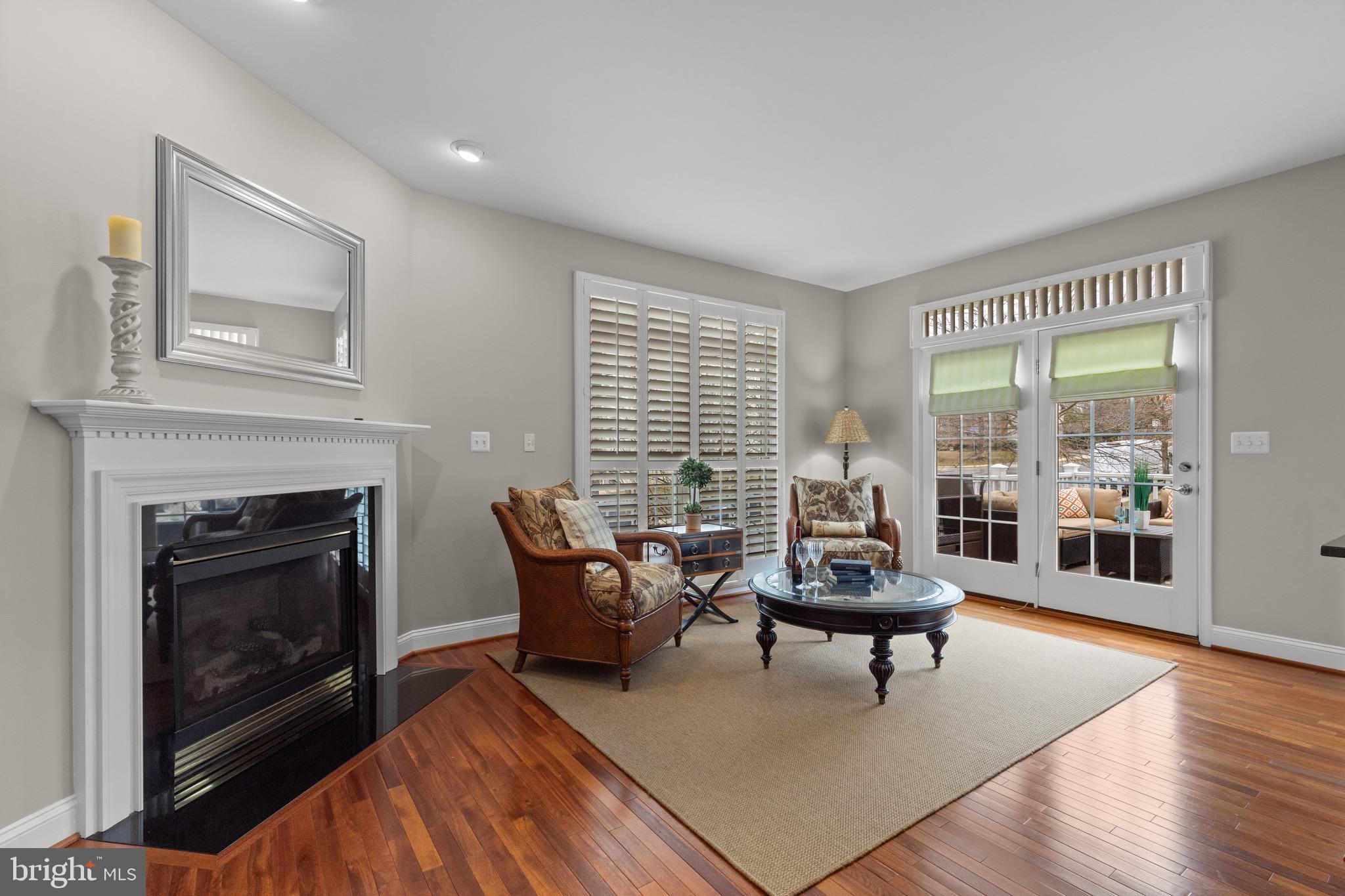 BRADDOCK CORNER - Residential