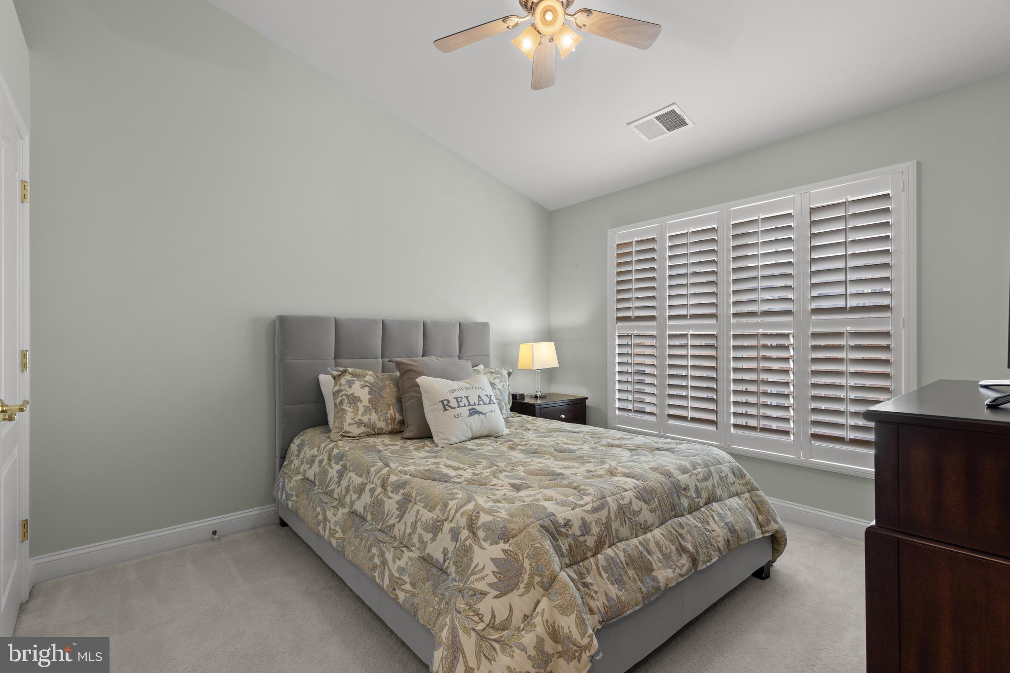 BRADDOCK CORNER - Residential