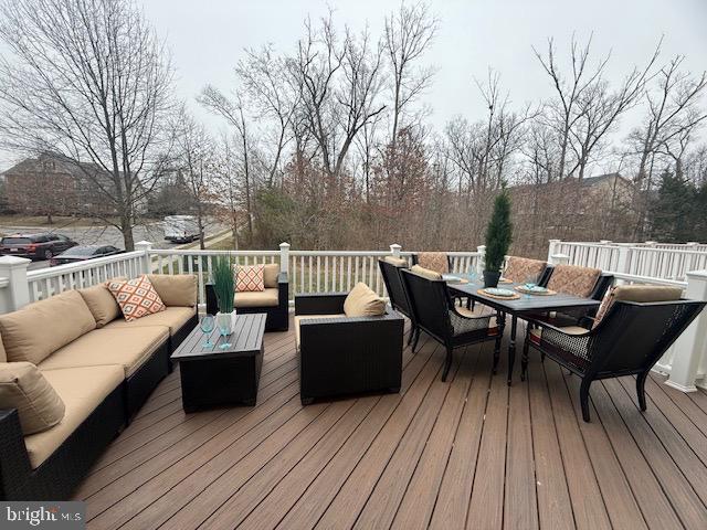 BRADDOCK CORNER - Residential