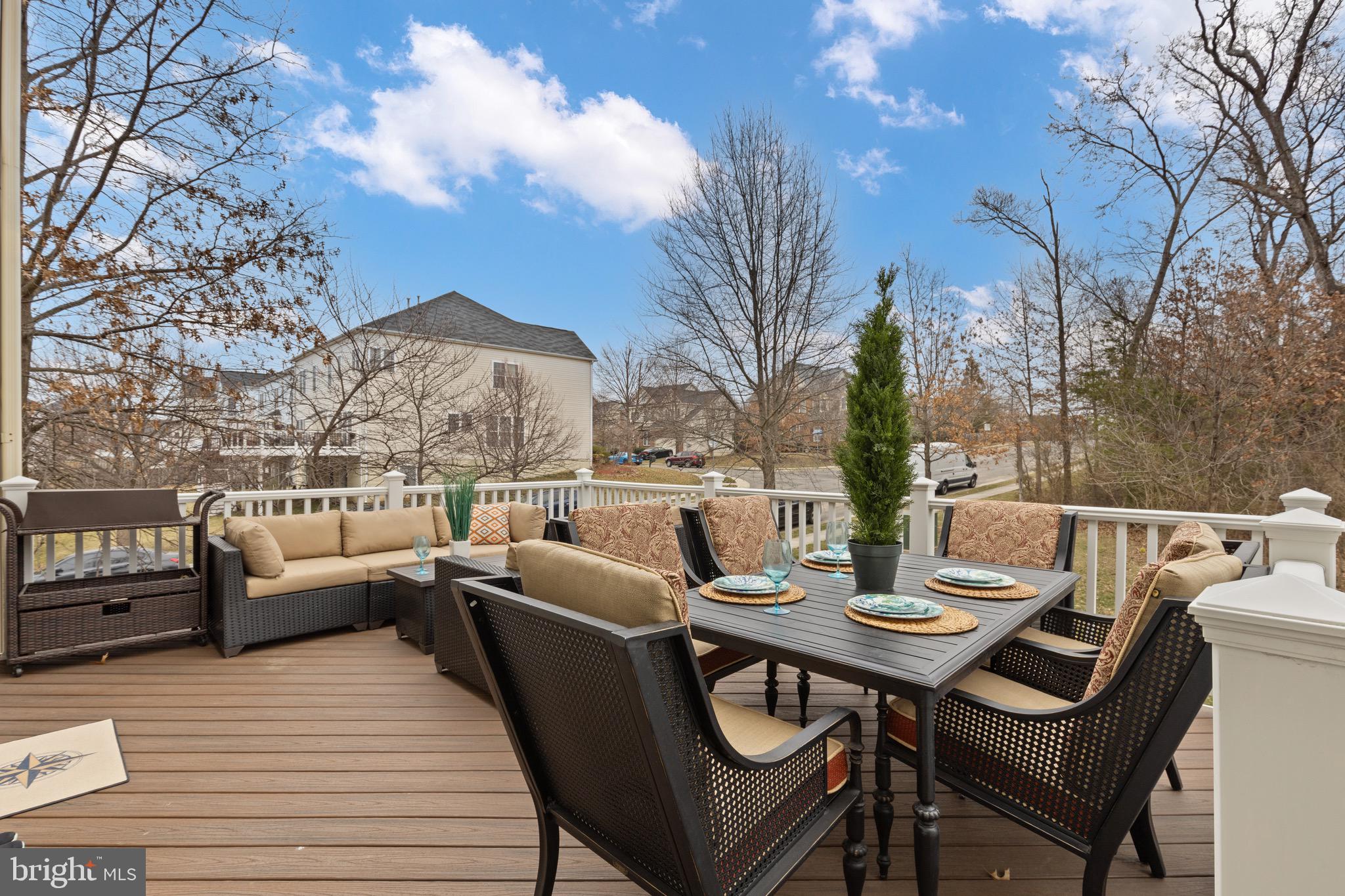 BRADDOCK CORNER - Residential