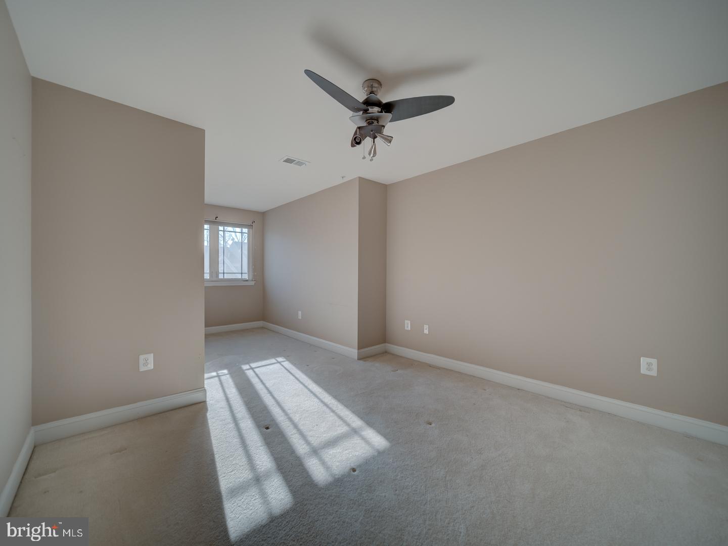 PINES OF LAUREL-PLAT 13- - Residential