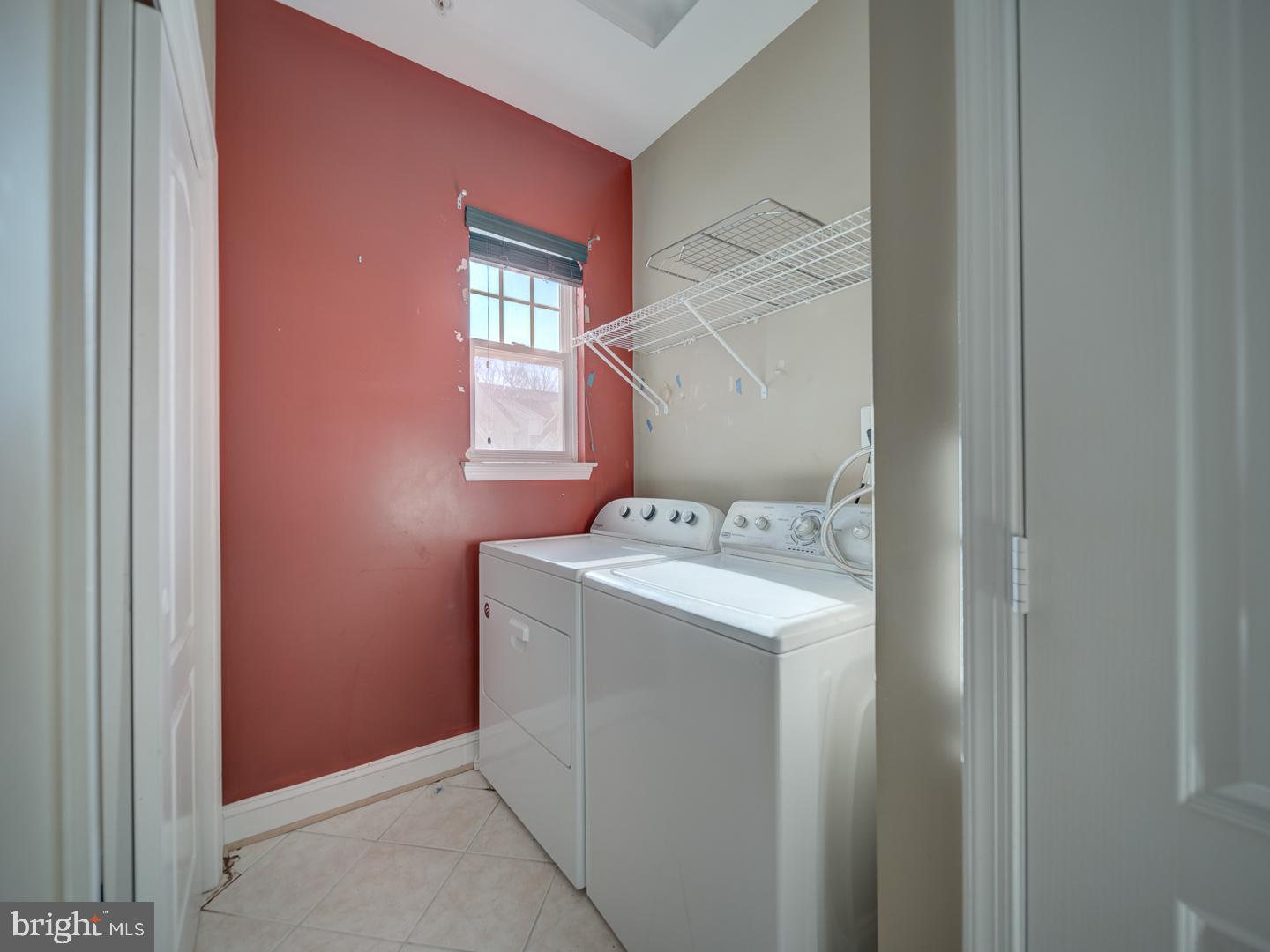 PINES OF LAUREL-PLAT 13- - Residential