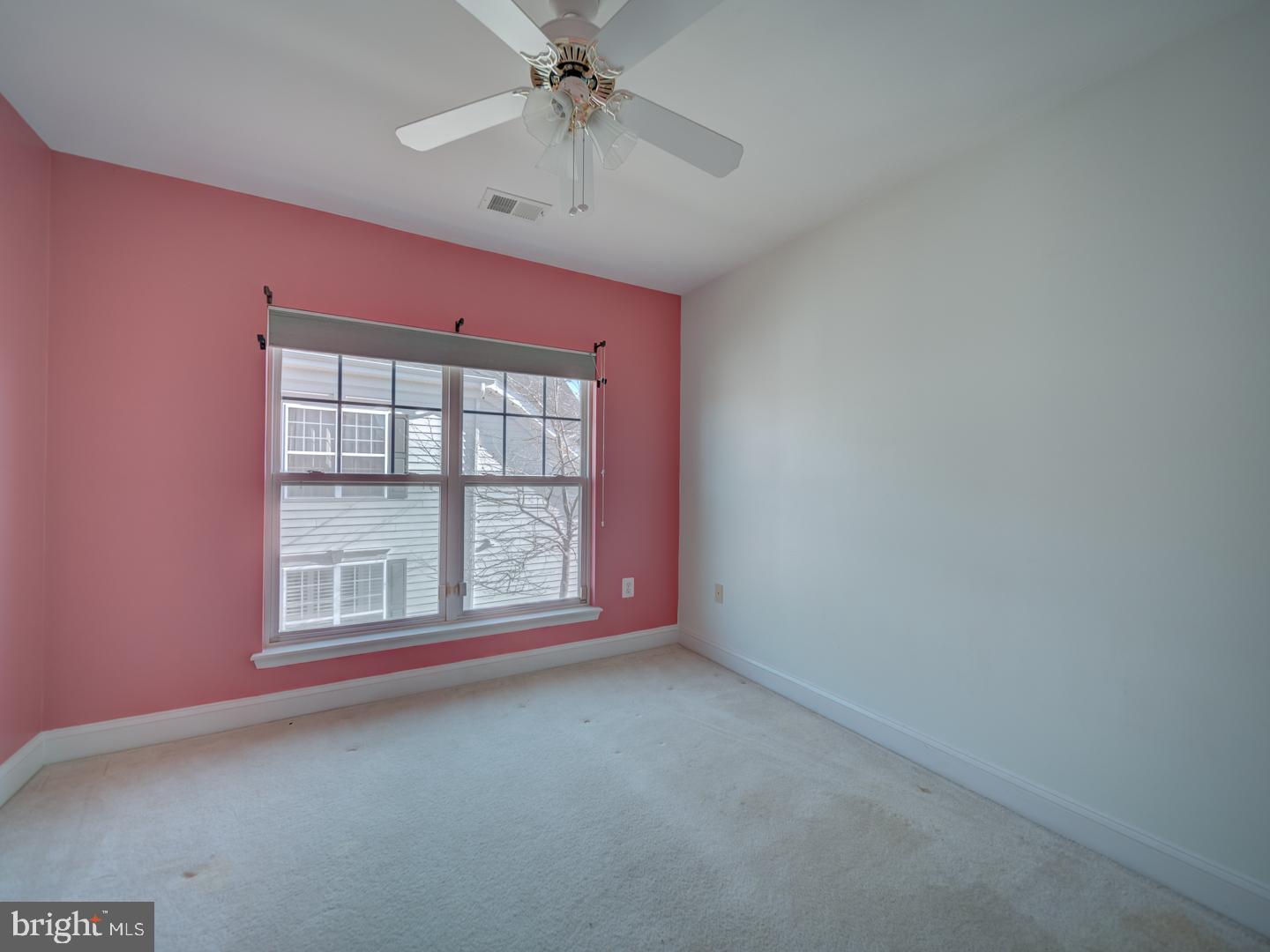 PINES OF LAUREL-PLAT 13- - Residential