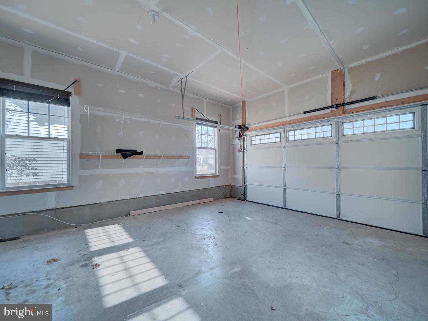 PINES OF LAUREL-PLAT 13- - Residential