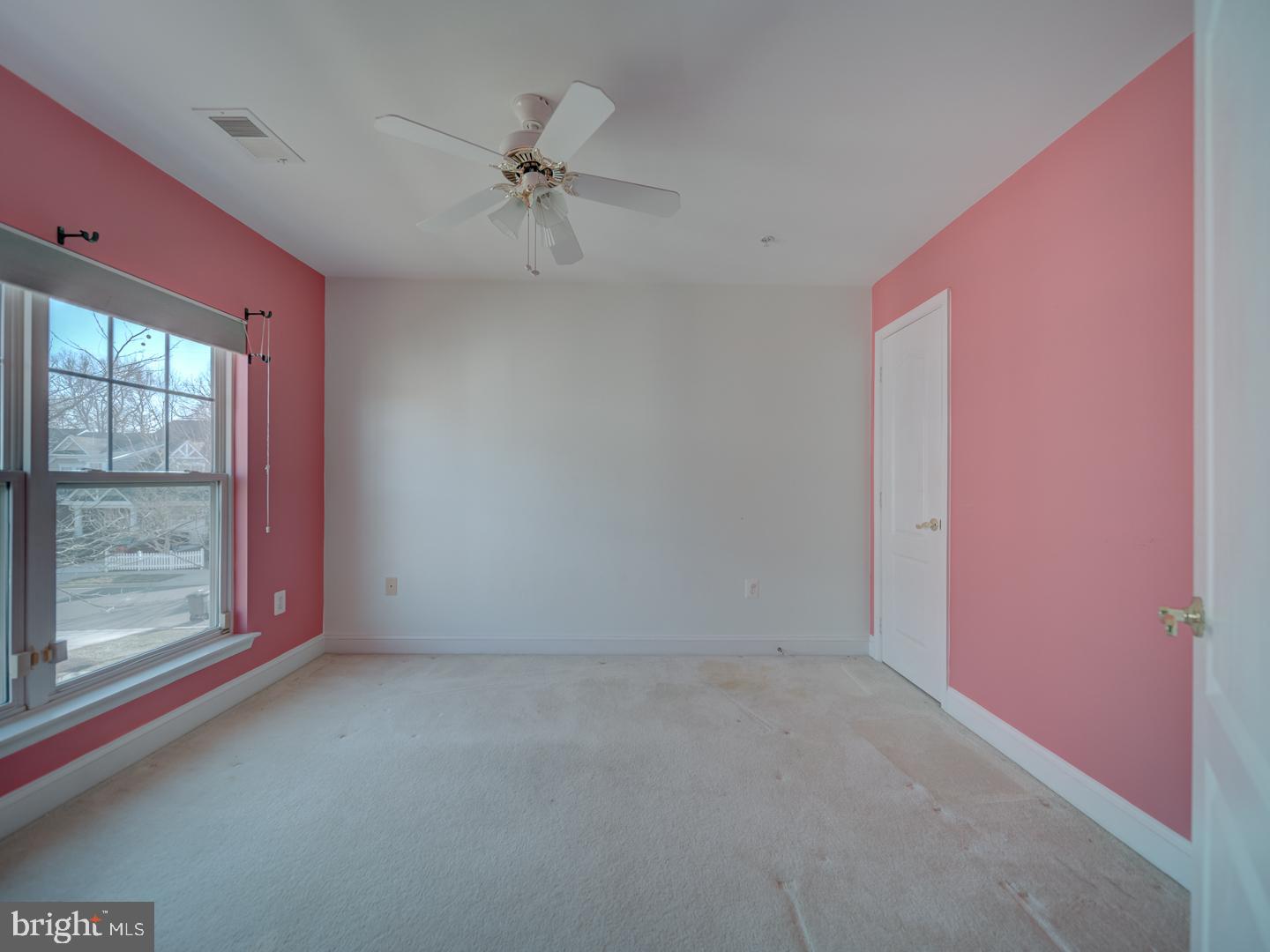 PINES OF LAUREL-PLAT 13- - Residential