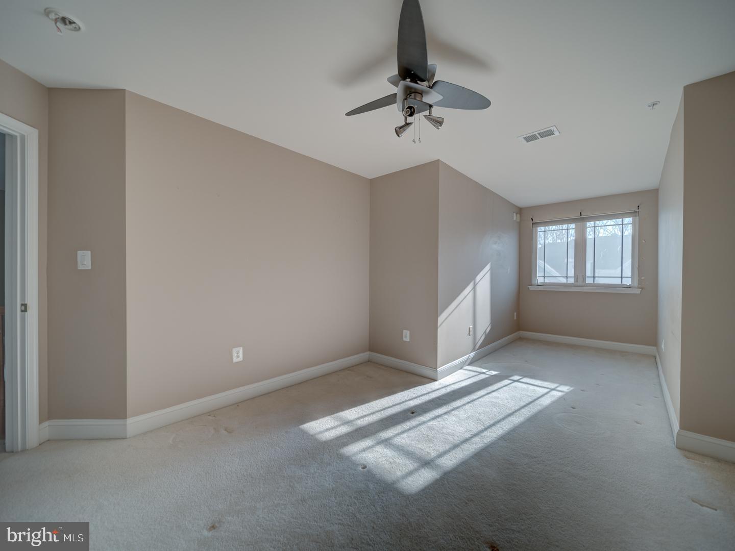 PINES OF LAUREL-PLAT 13- - Residential