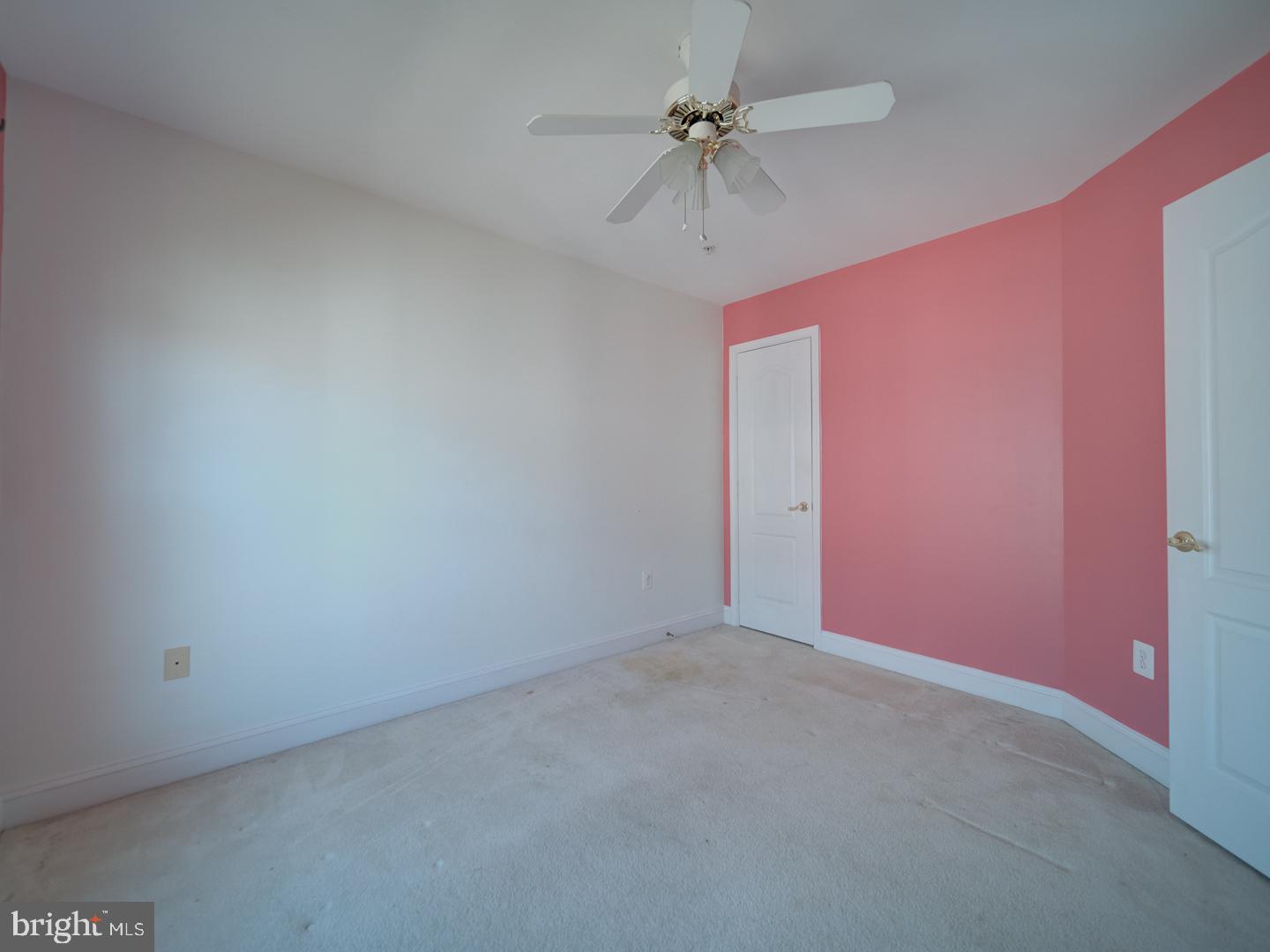 PINES OF LAUREL-PLAT 13- - Residential