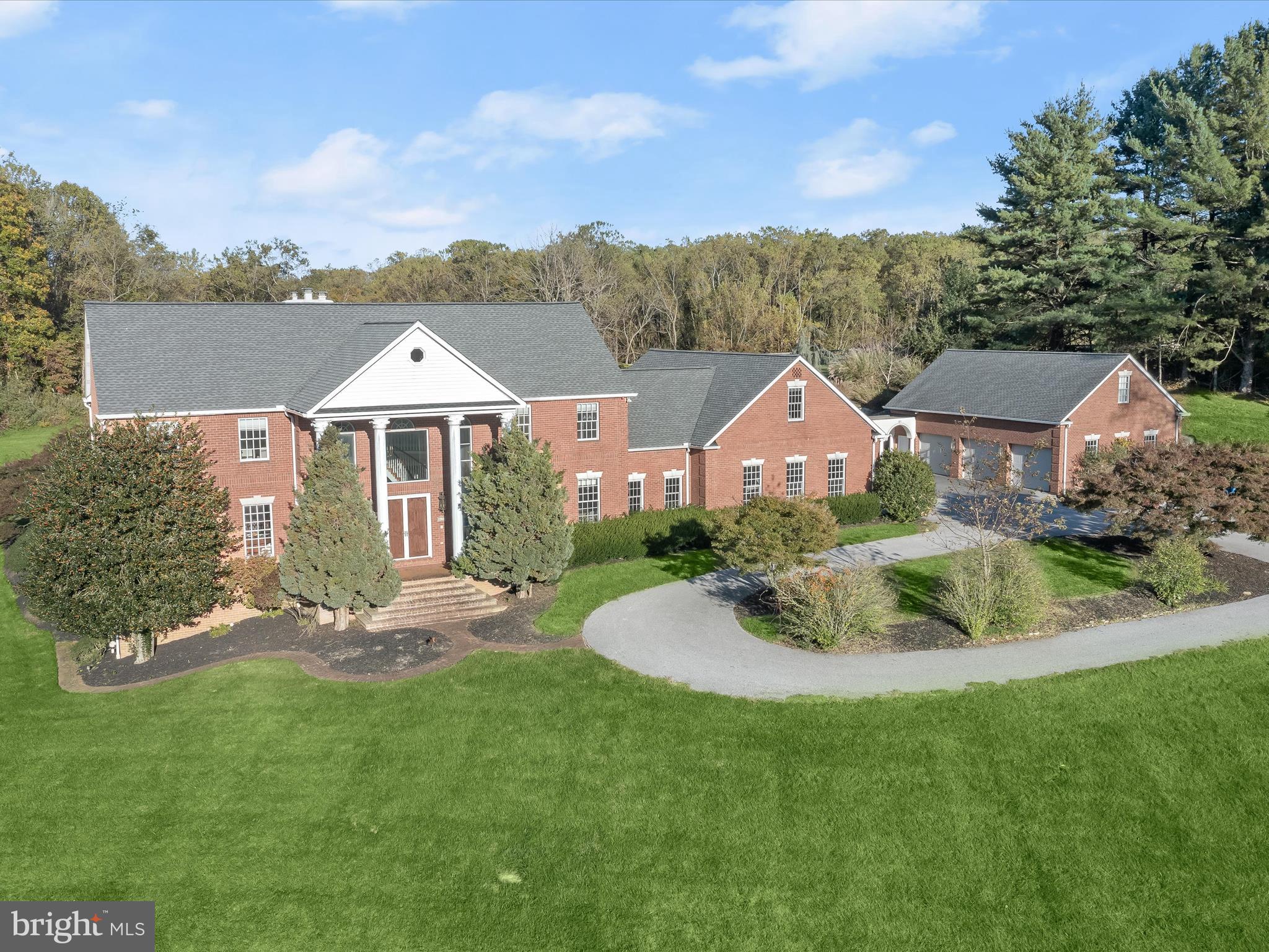 2612 MONKTON ROAD