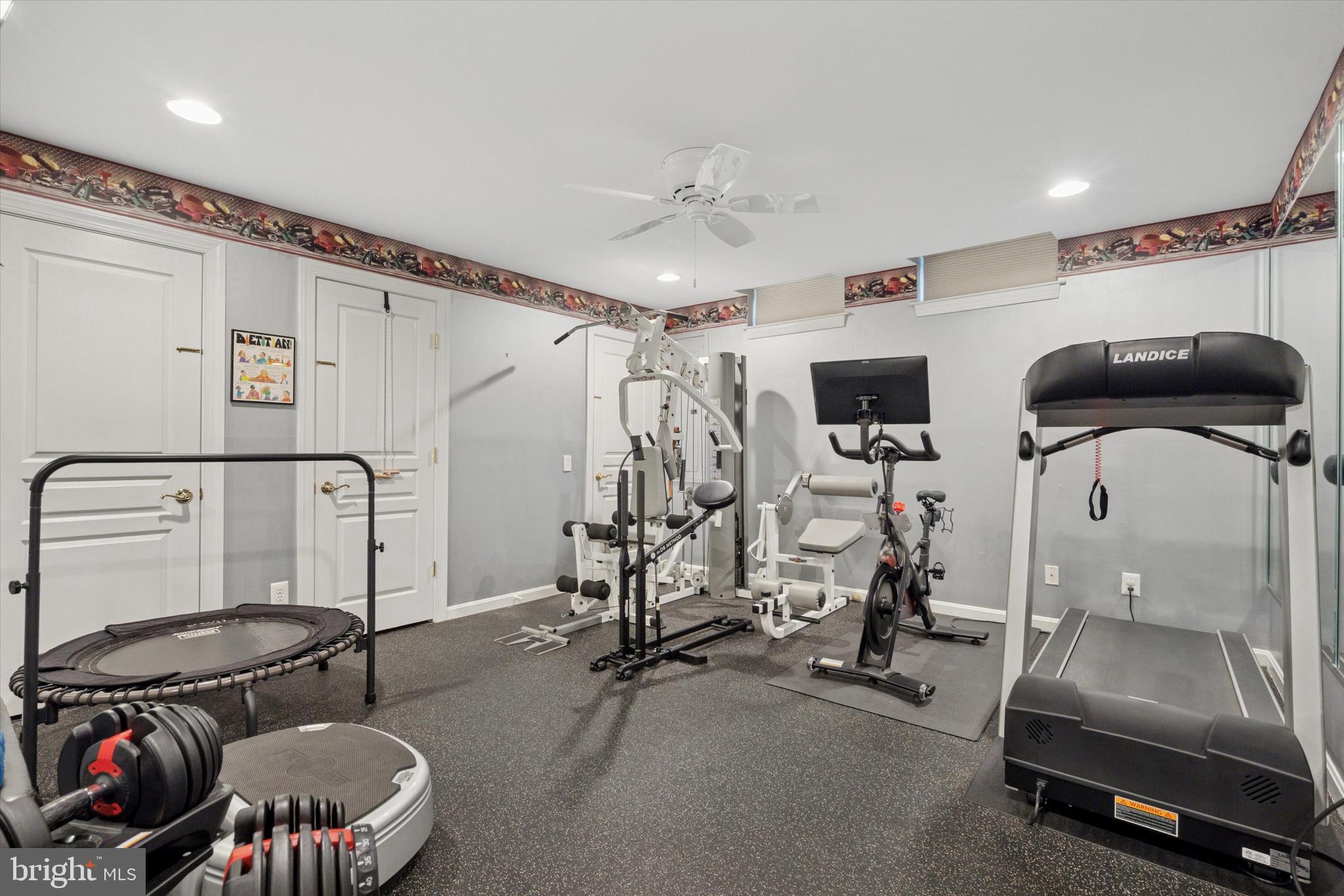 THE RESERVE - Residential