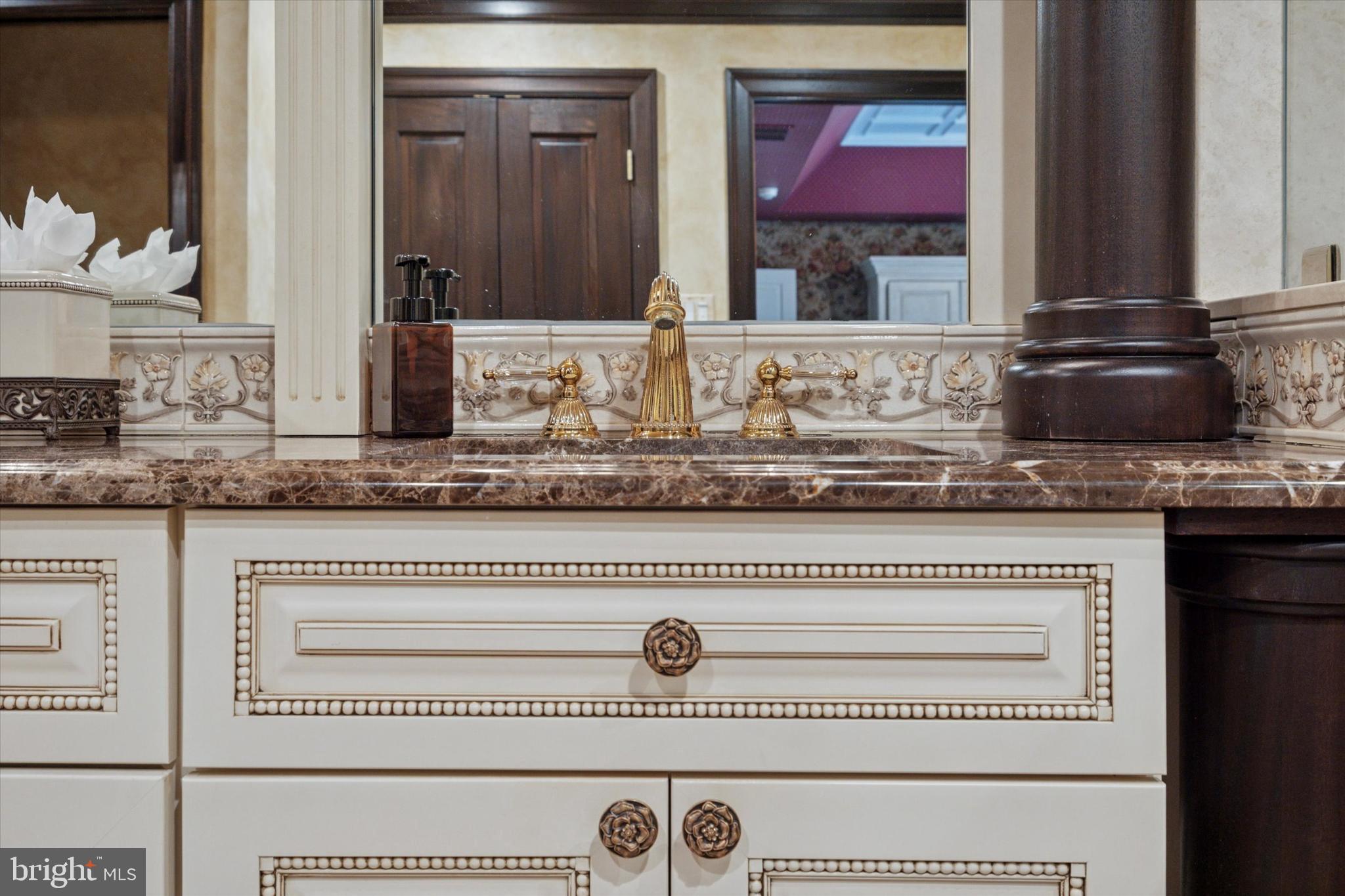 THE RESERVE - Residential