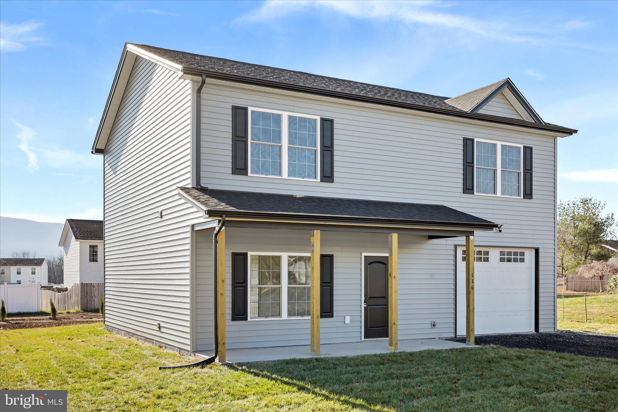 STONEY CREEK - Residential Lease