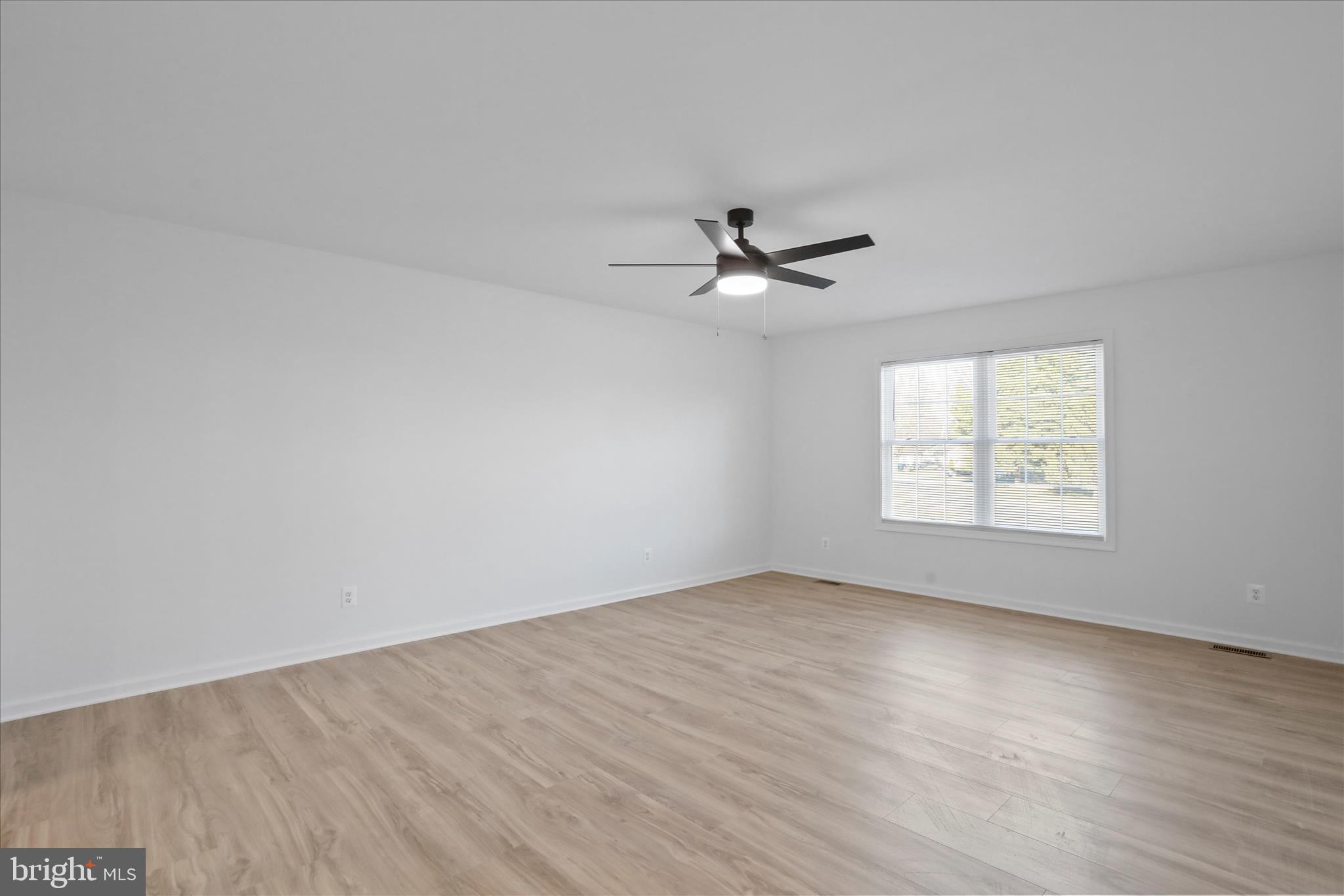 STONEY CREEK - Residential Lease