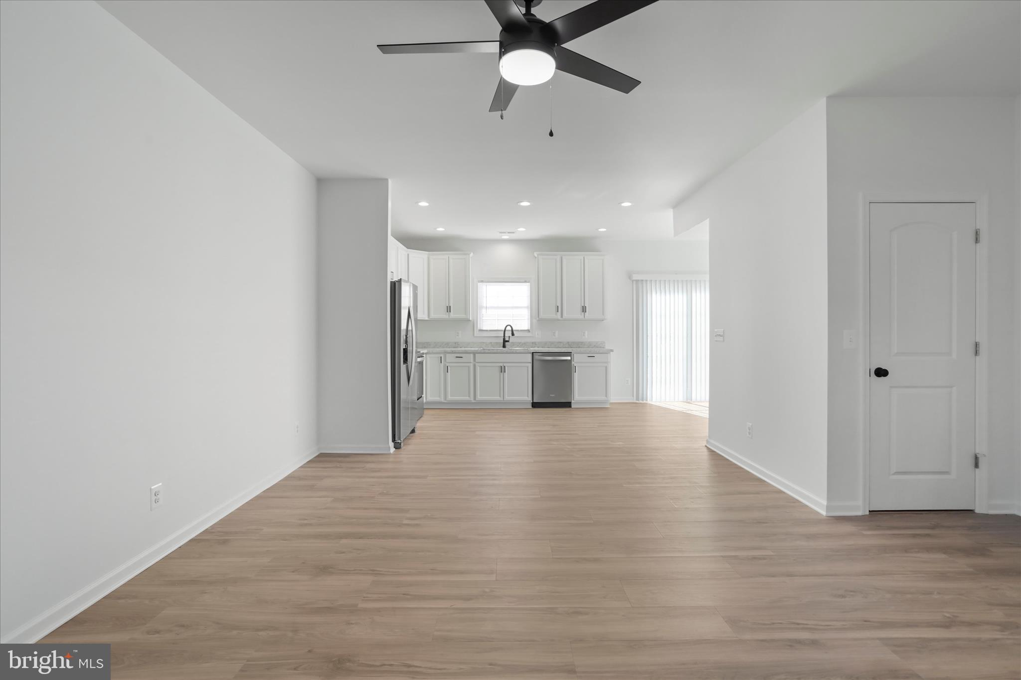 STONEY CREEK - Residential Lease