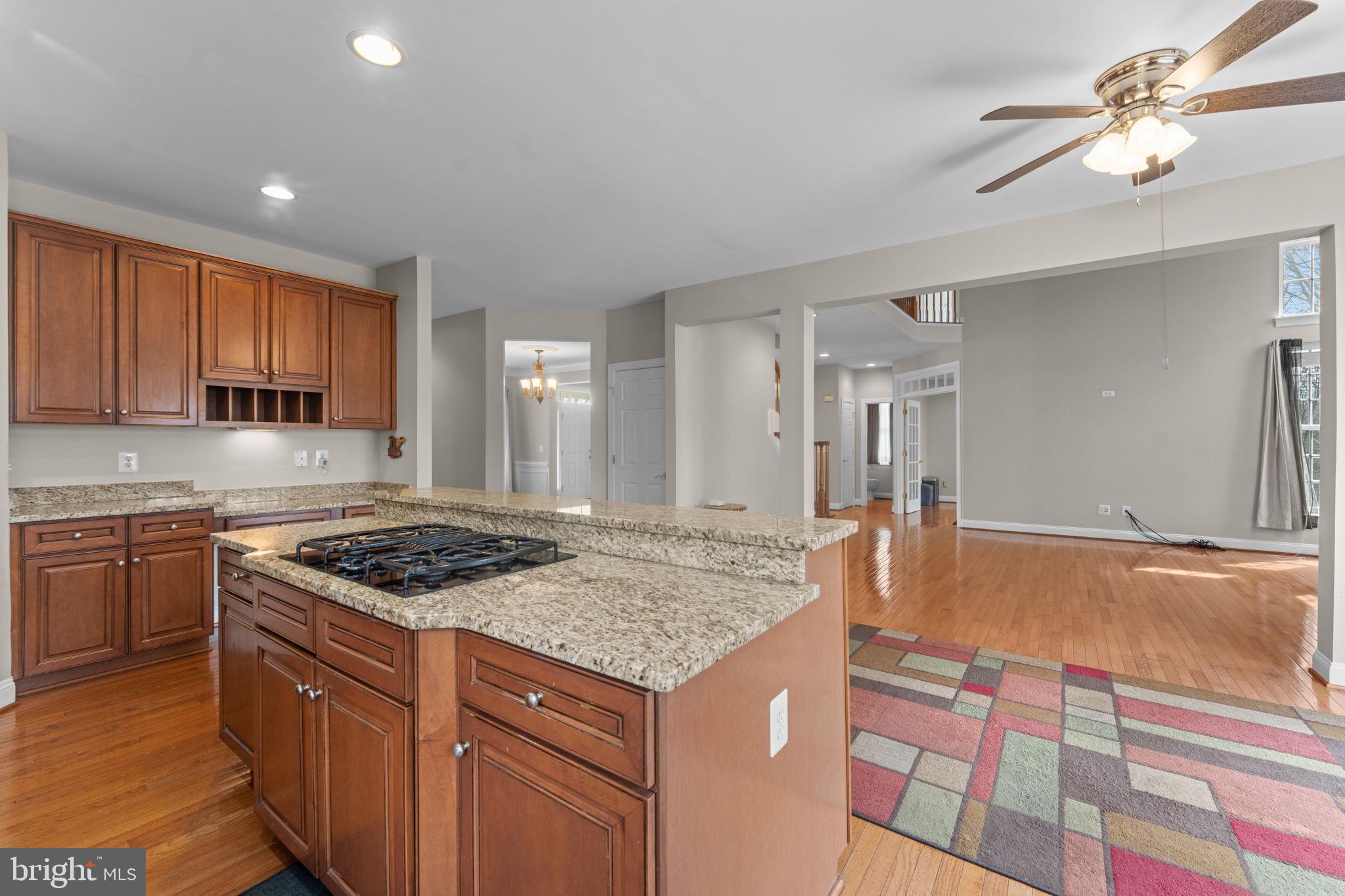 POTOMAC CREST - Residential