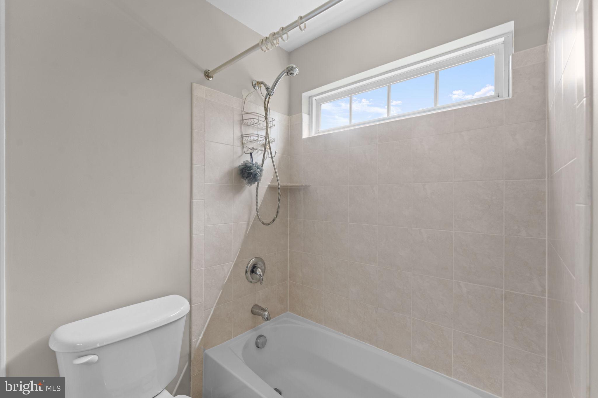 POTOMAC CREST - Residential