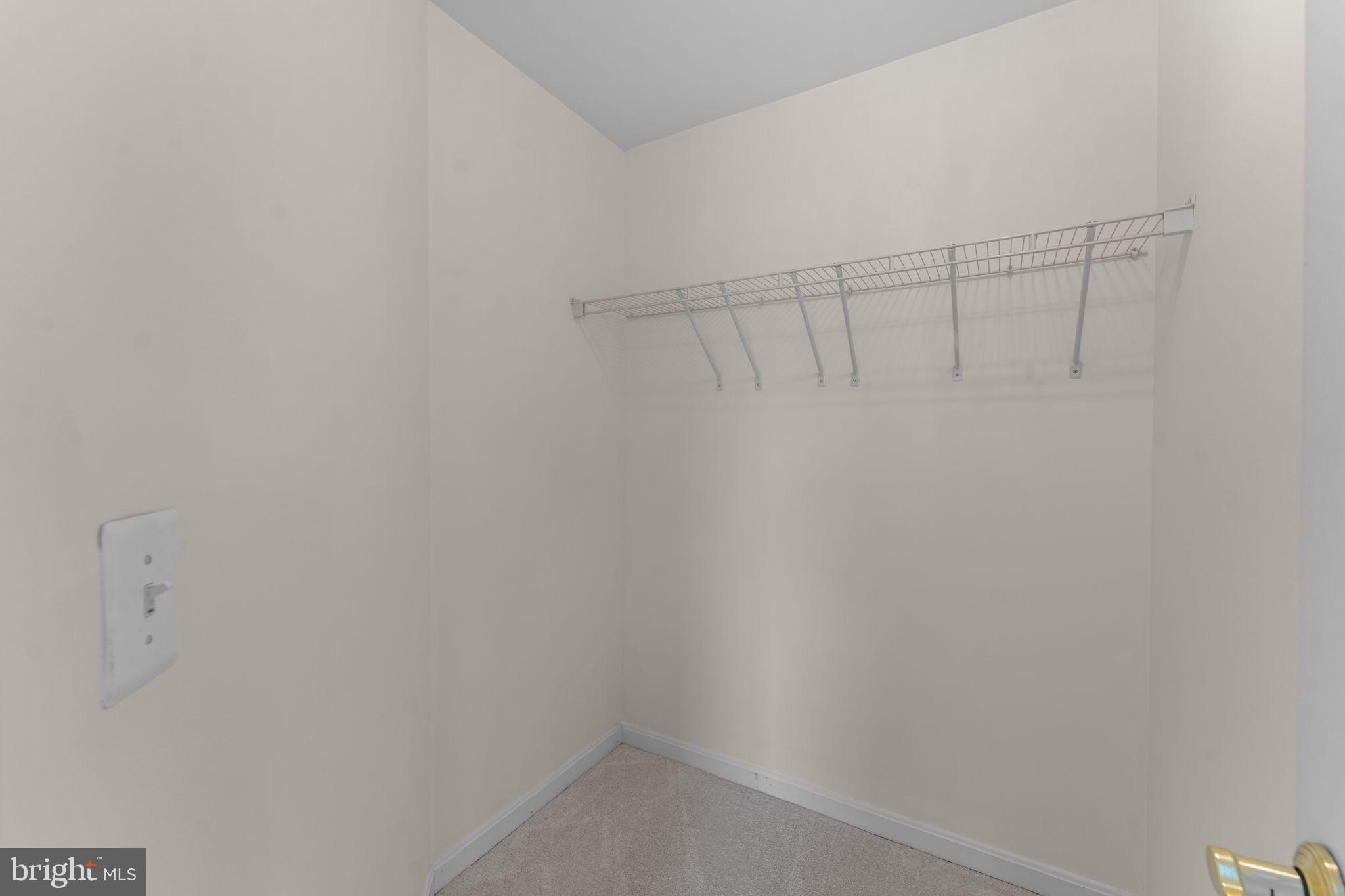 POTOMAC CREST - Residential