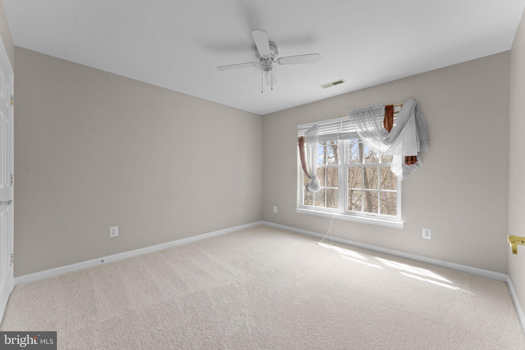 POTOMAC CREST - Residential