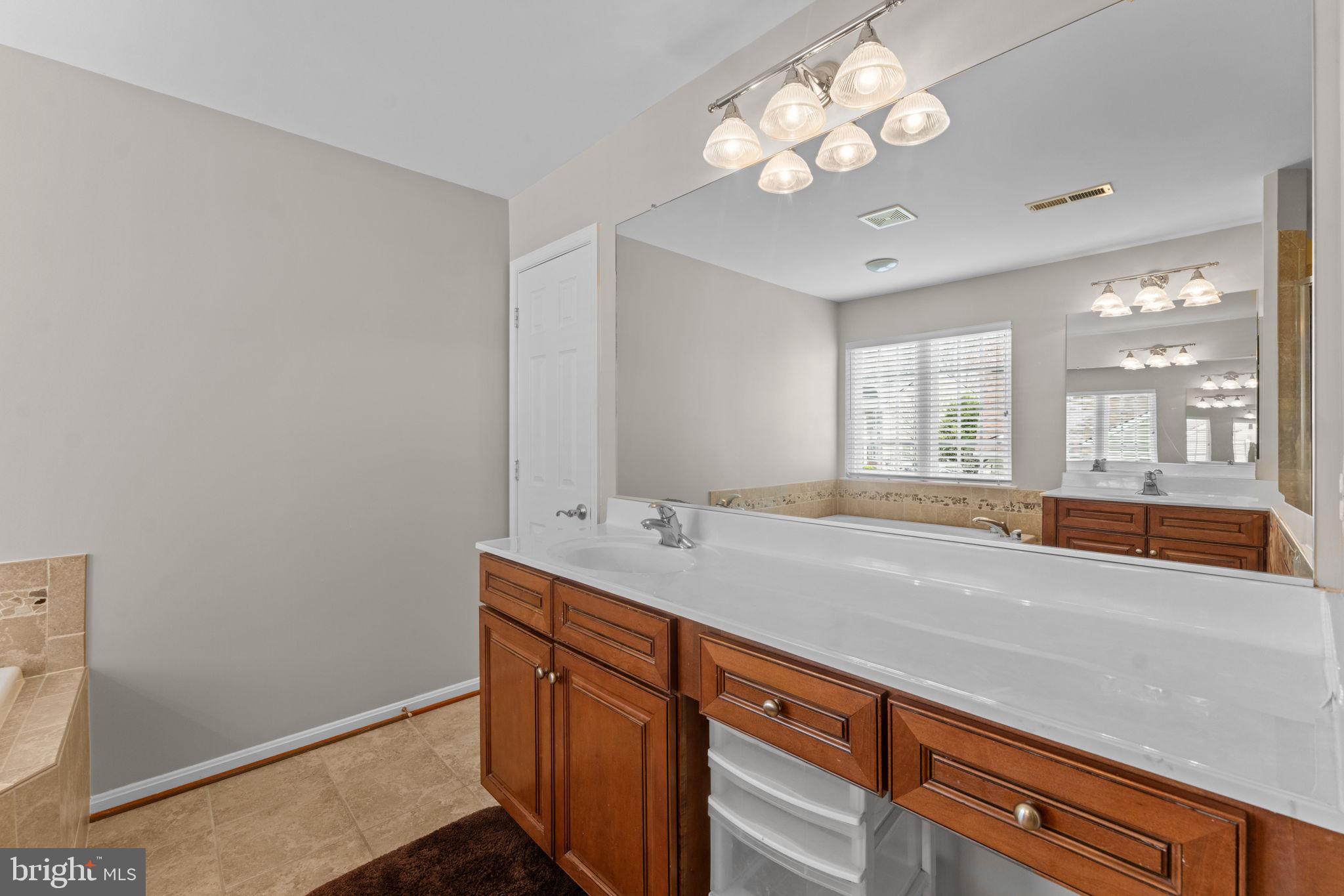 POTOMAC CREST - Residential