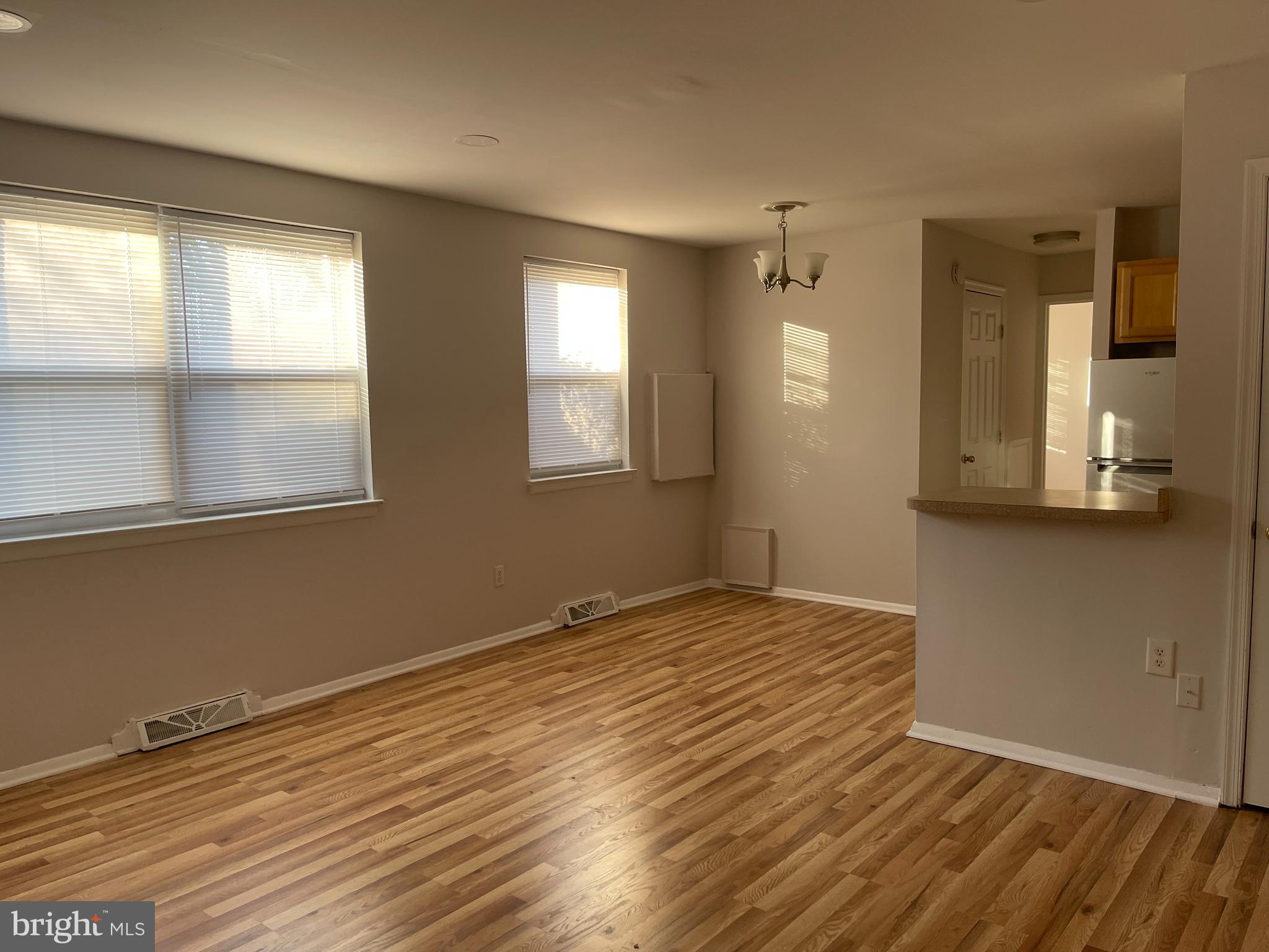 MEDFIELD - Residential