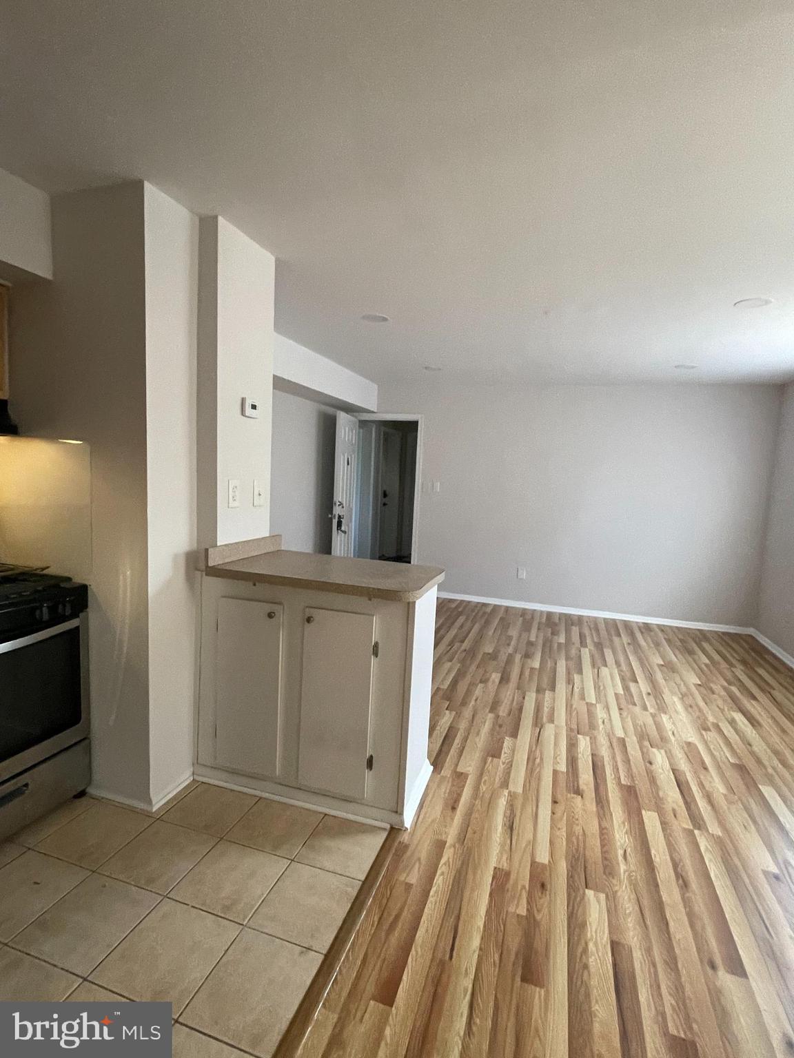 MEDFIELD - Residential