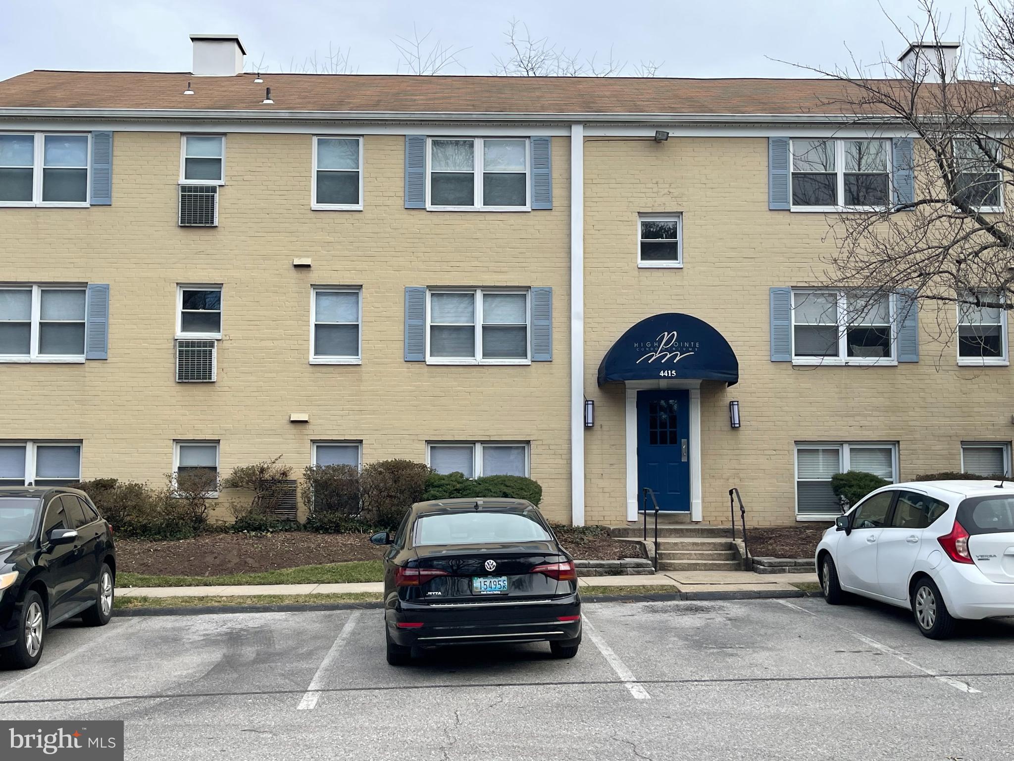 MEDFIELD - Residential