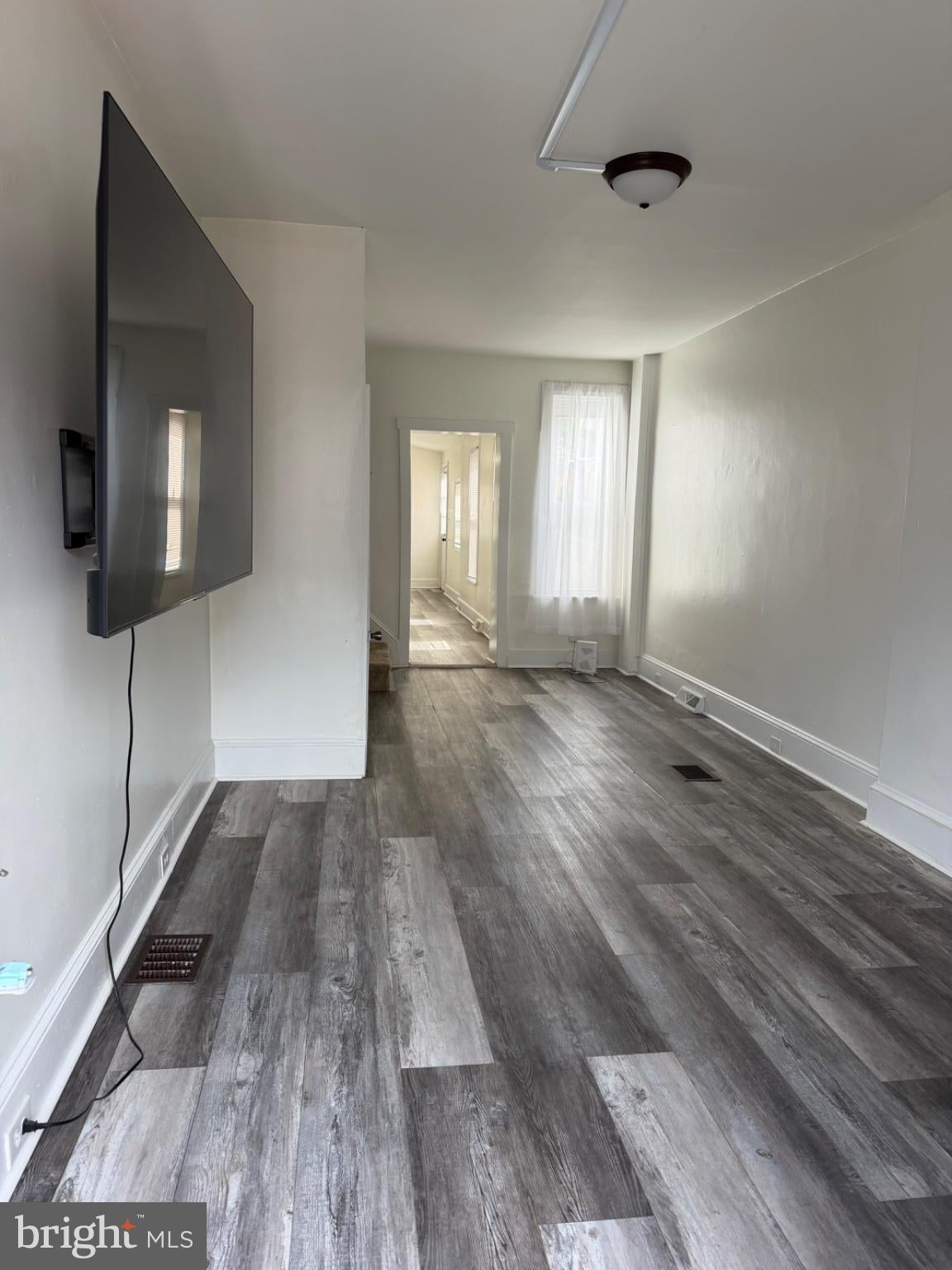 837 LOCUST STREET
