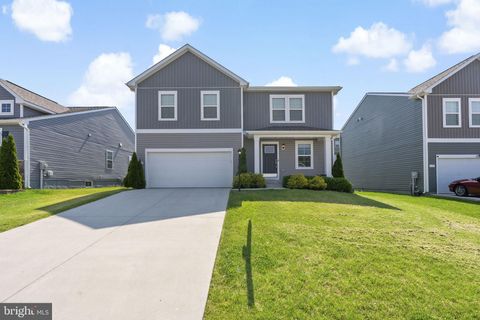 127 STAGER AVENUE FALLING WATERS WV 25419