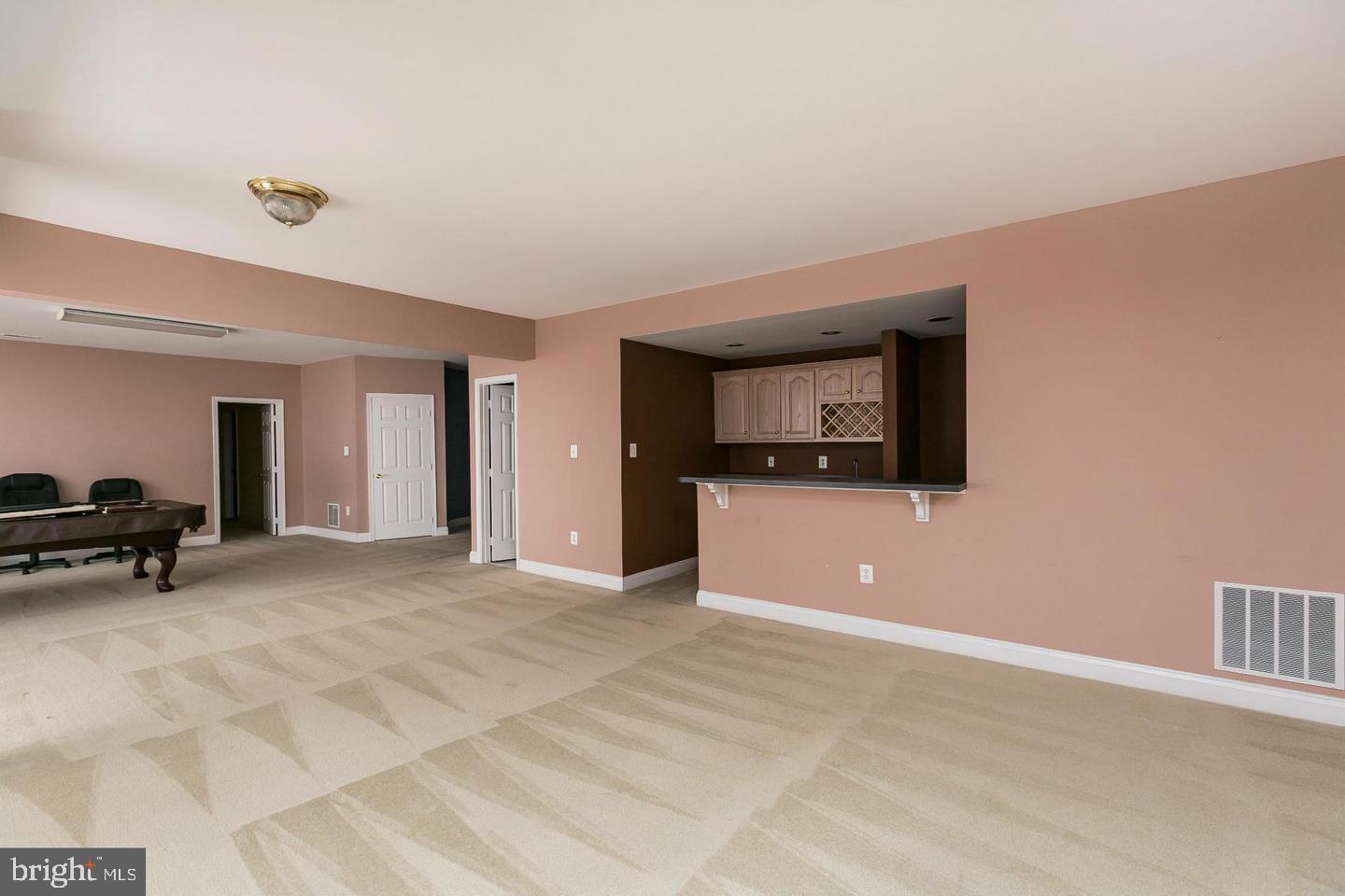 HAMPSHIRE GREENS - Residential